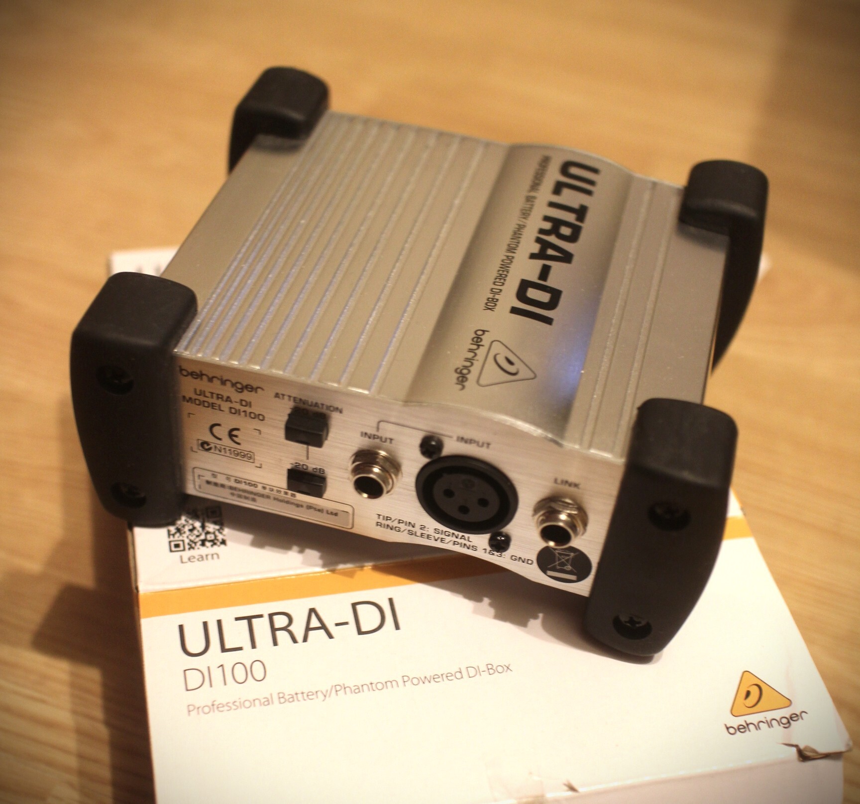 Behringer DI100 Ultra-DI
