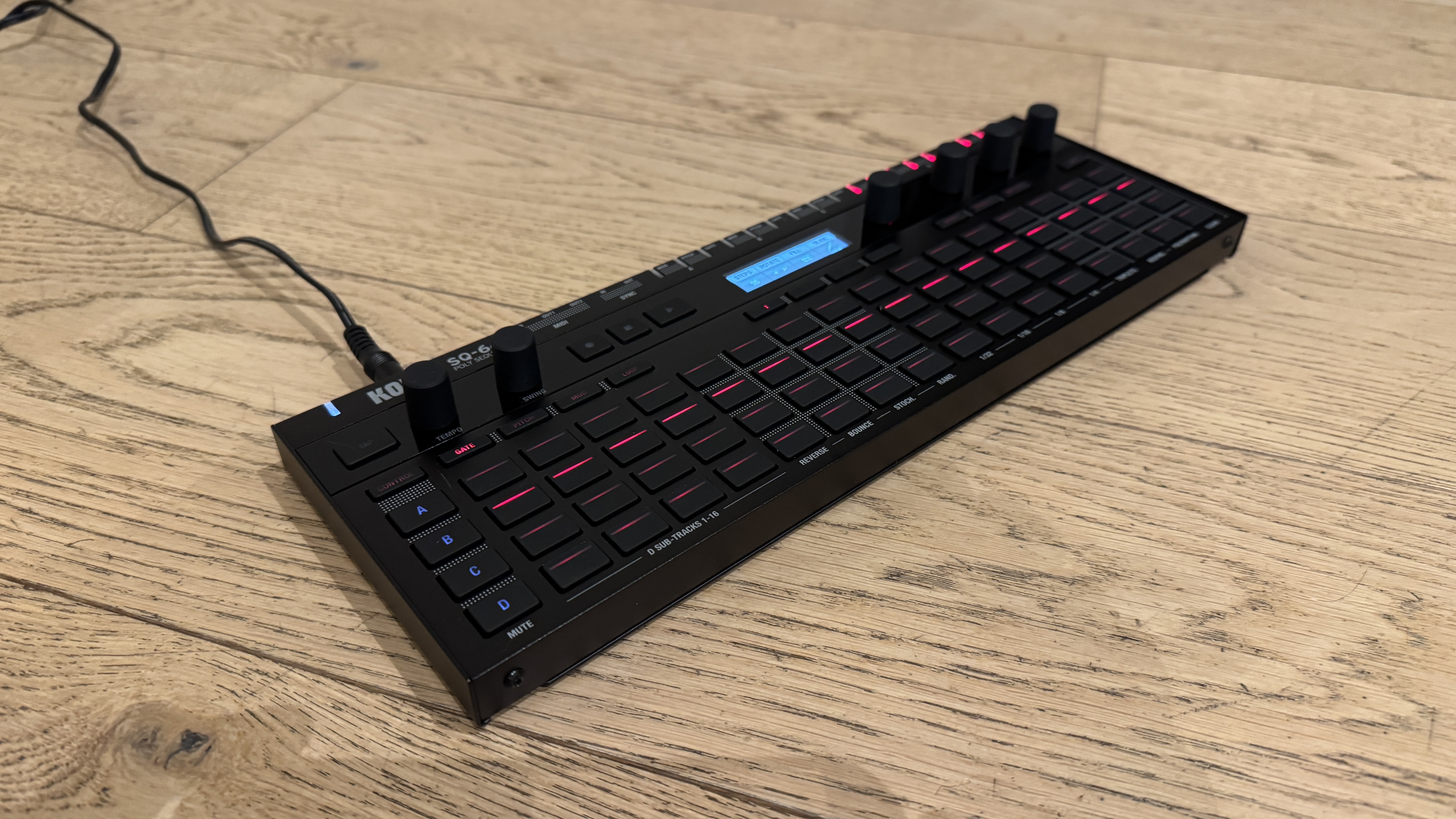 Korg SQ-64 (6757)