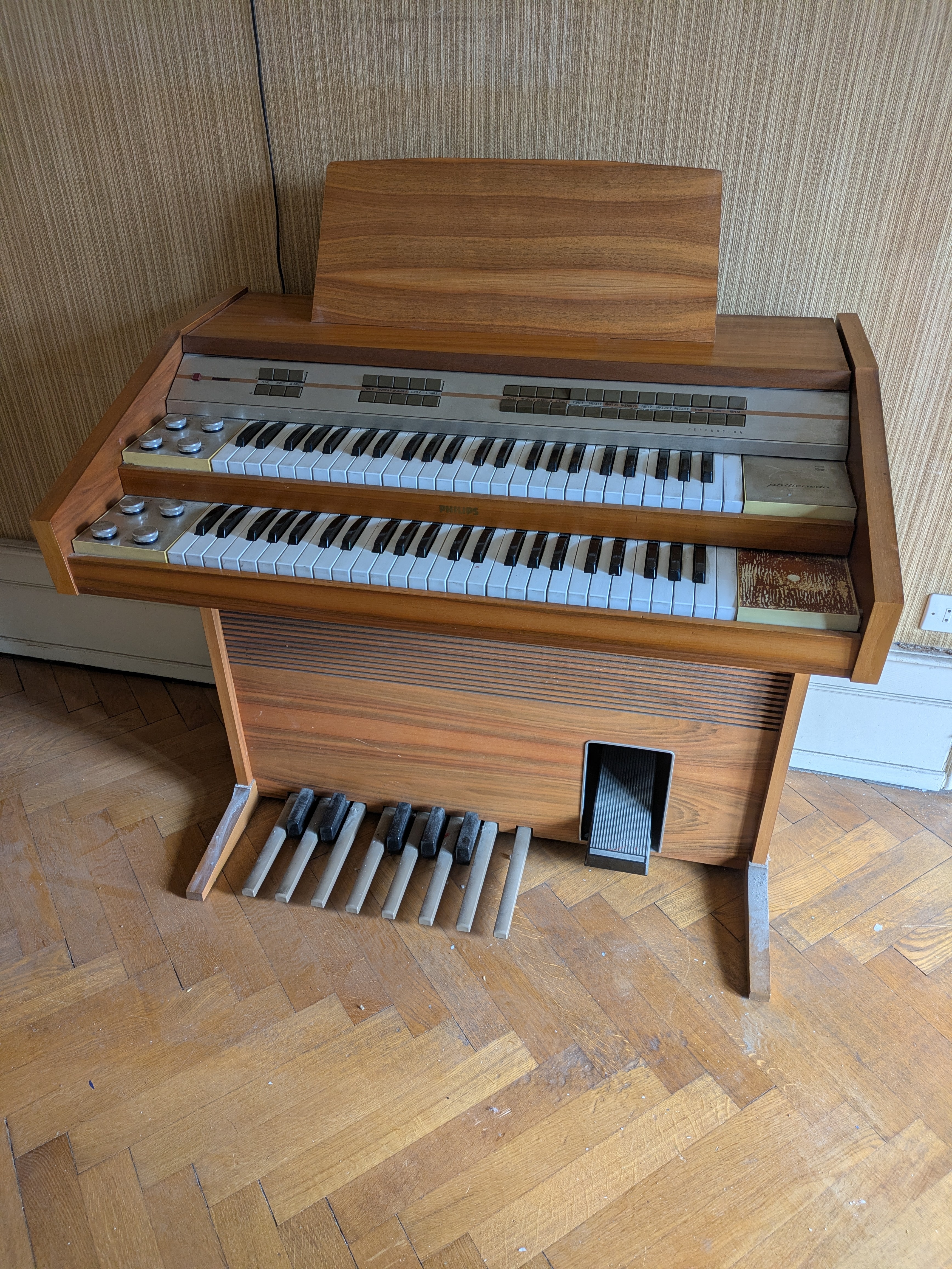 Orgue électronique Philicorda GM760