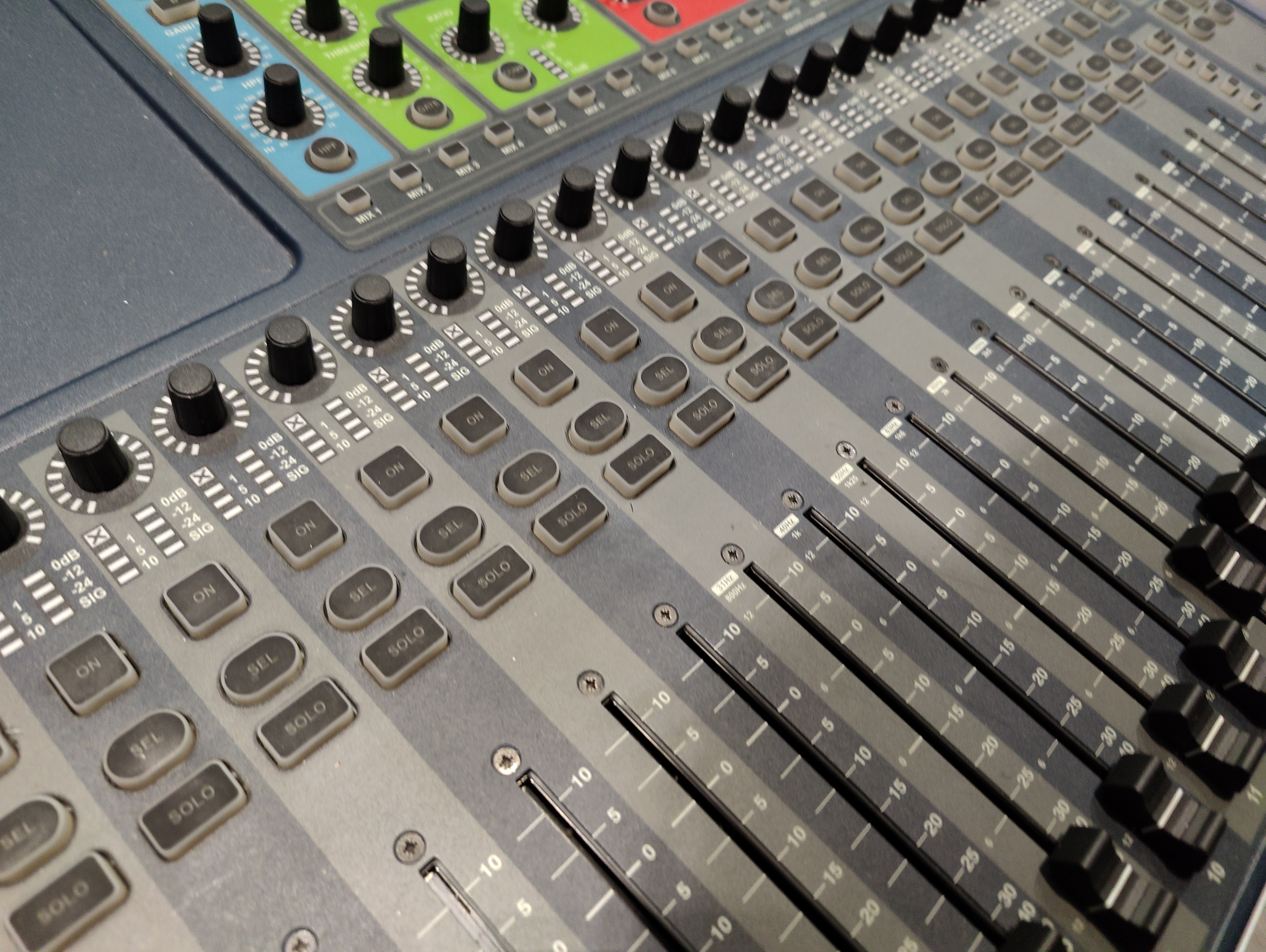 Soundcraft Si Expression 2 (11297)