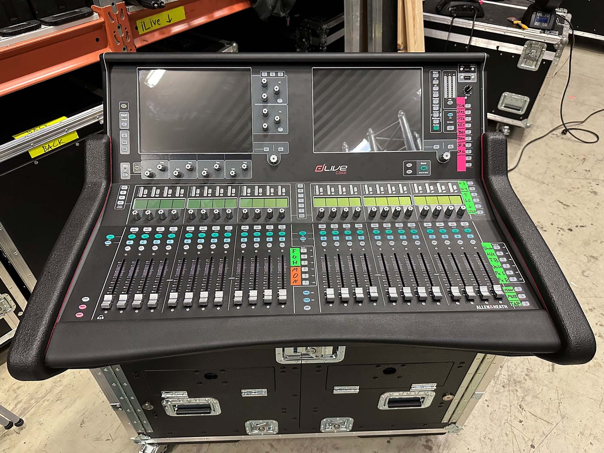 ALLEN & HEATH dLIVE C3500 — CONSOLE PROFESSIONNELLE — EXCELLENTE OPPORTUNITÉ !