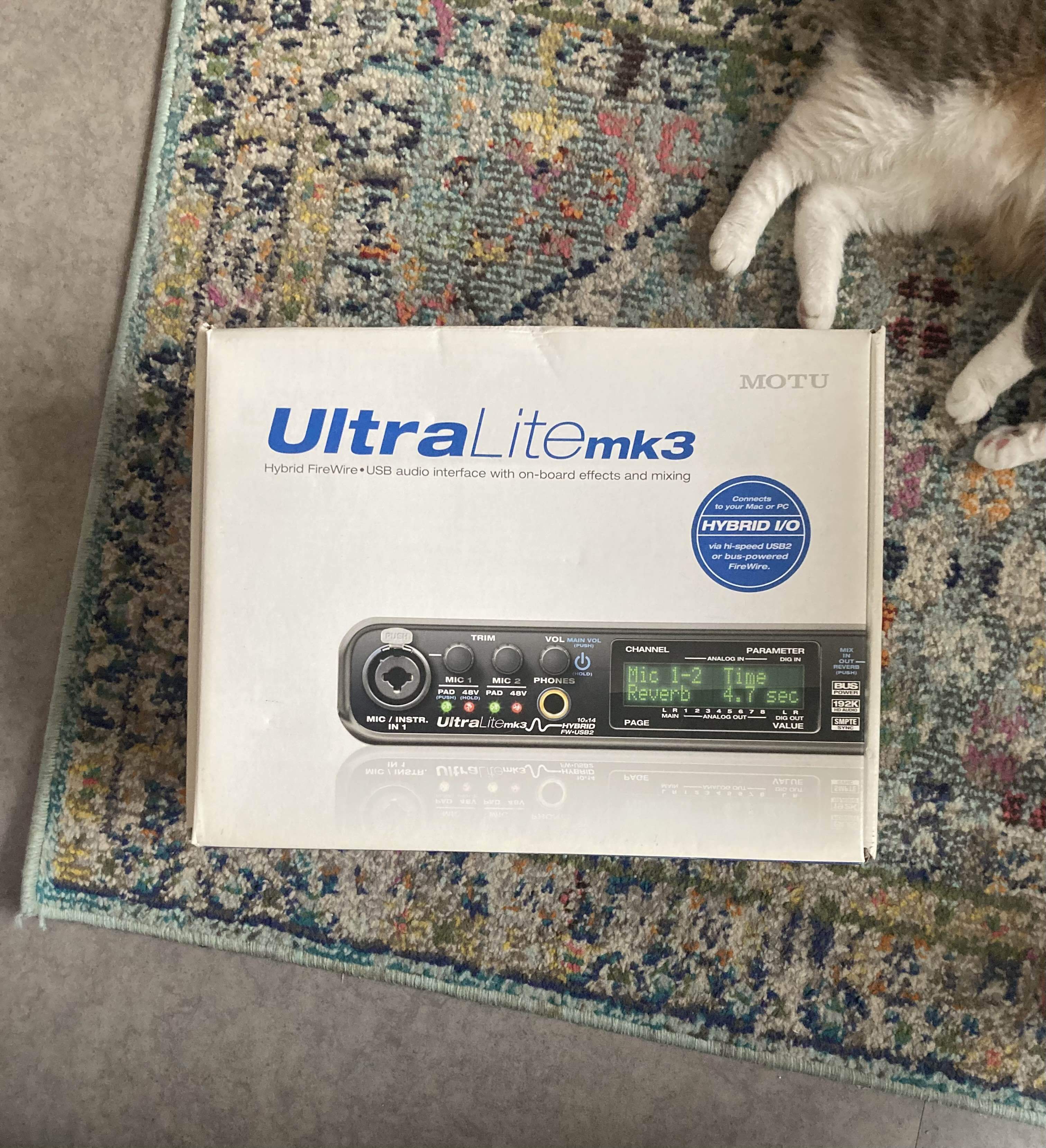 MOTU UltraLite mk3 Hybrid (8090)