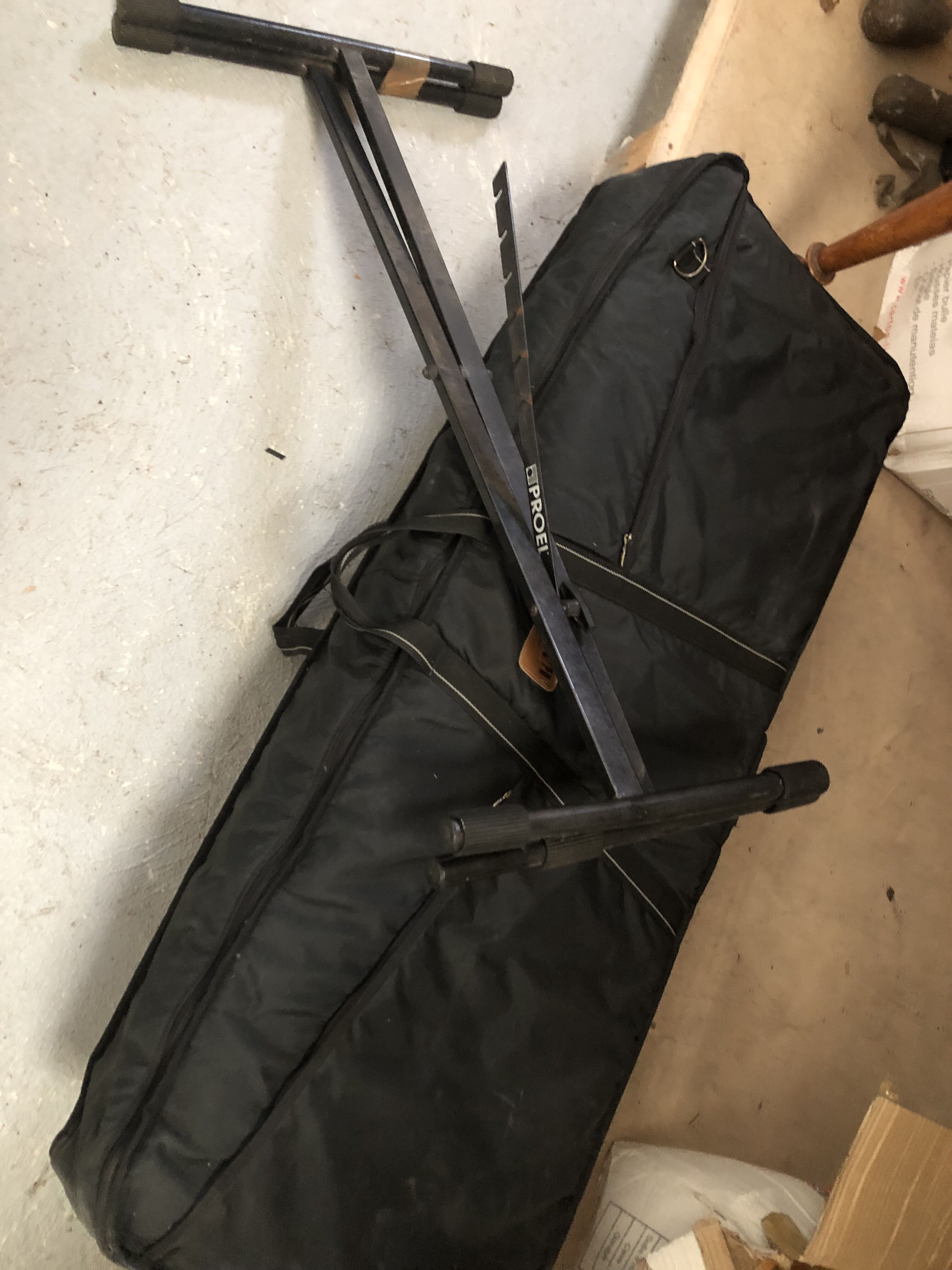 vends sampler ASR10 OS à télécharger avec housse de transport et stand