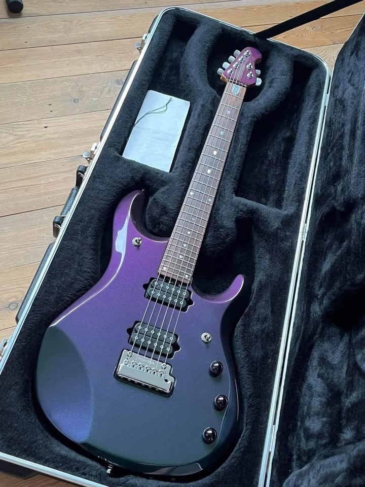 Music Man John Petrucci 6 (40579)
