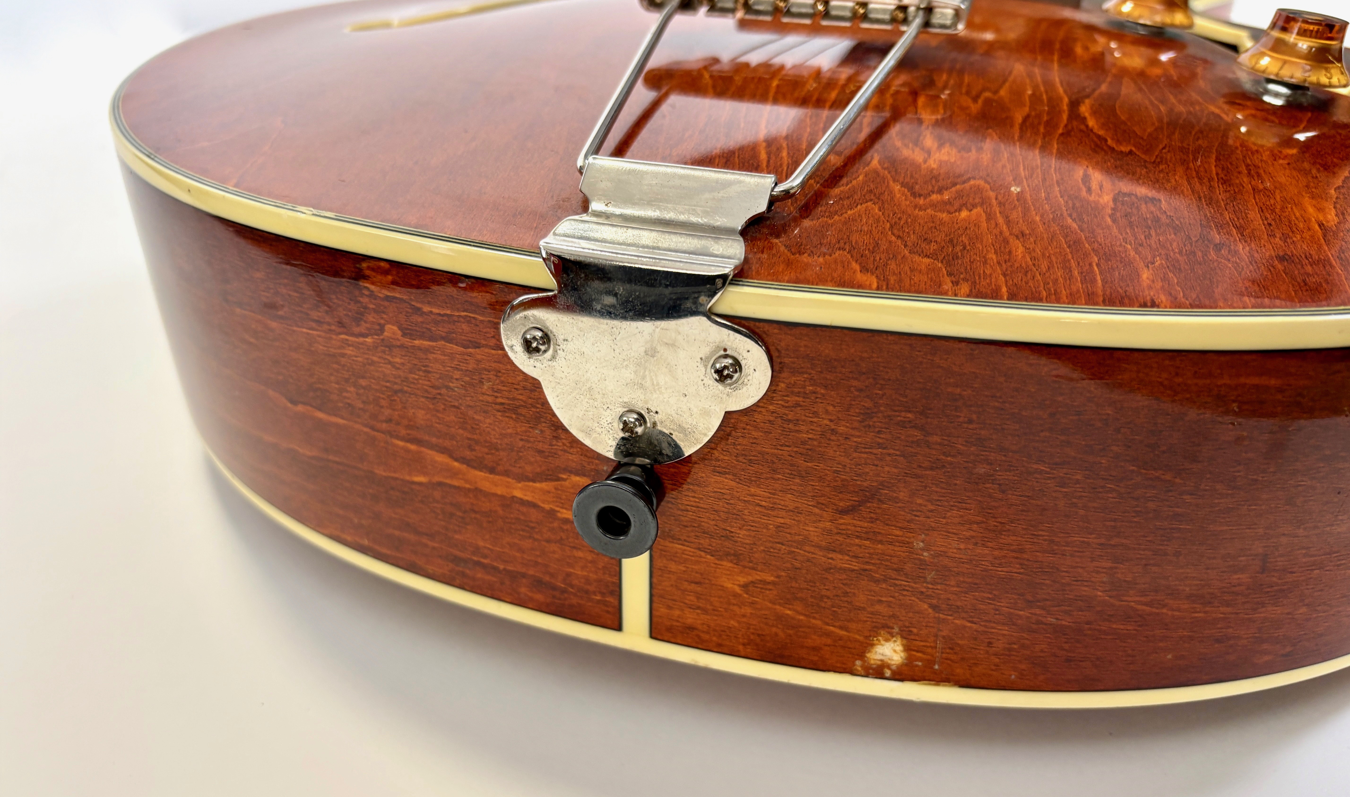 Eastman AR371CE (16359)