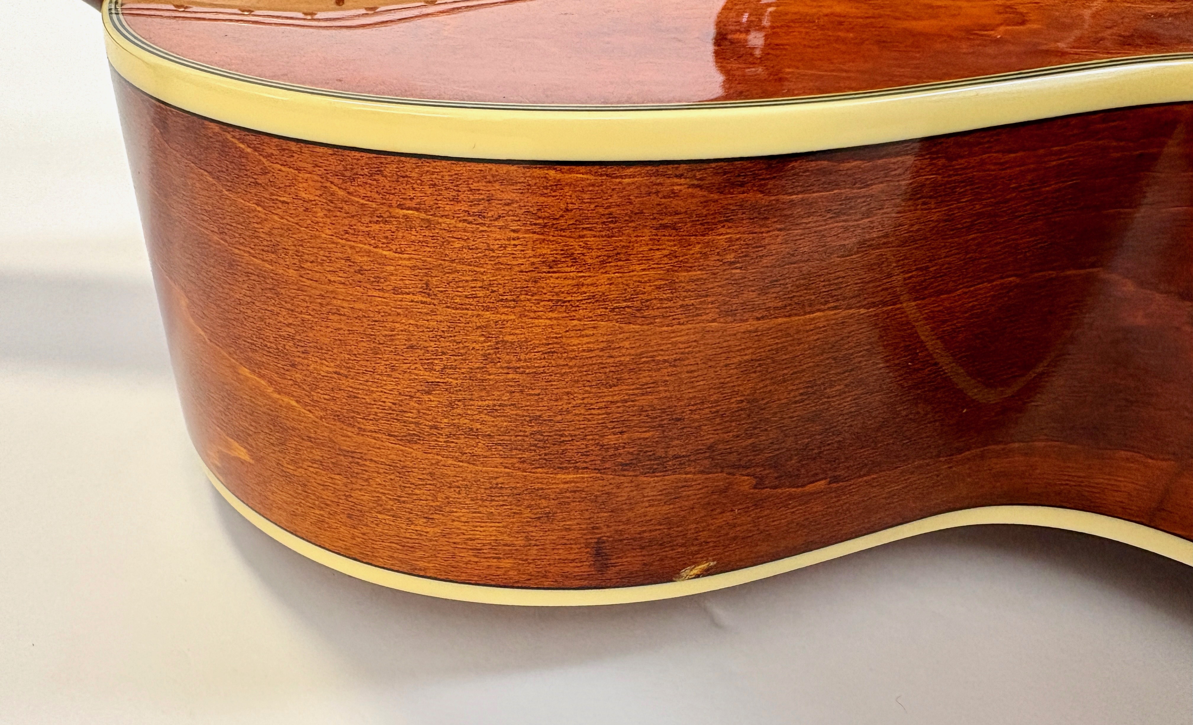 Eastman AR371CE (71313)