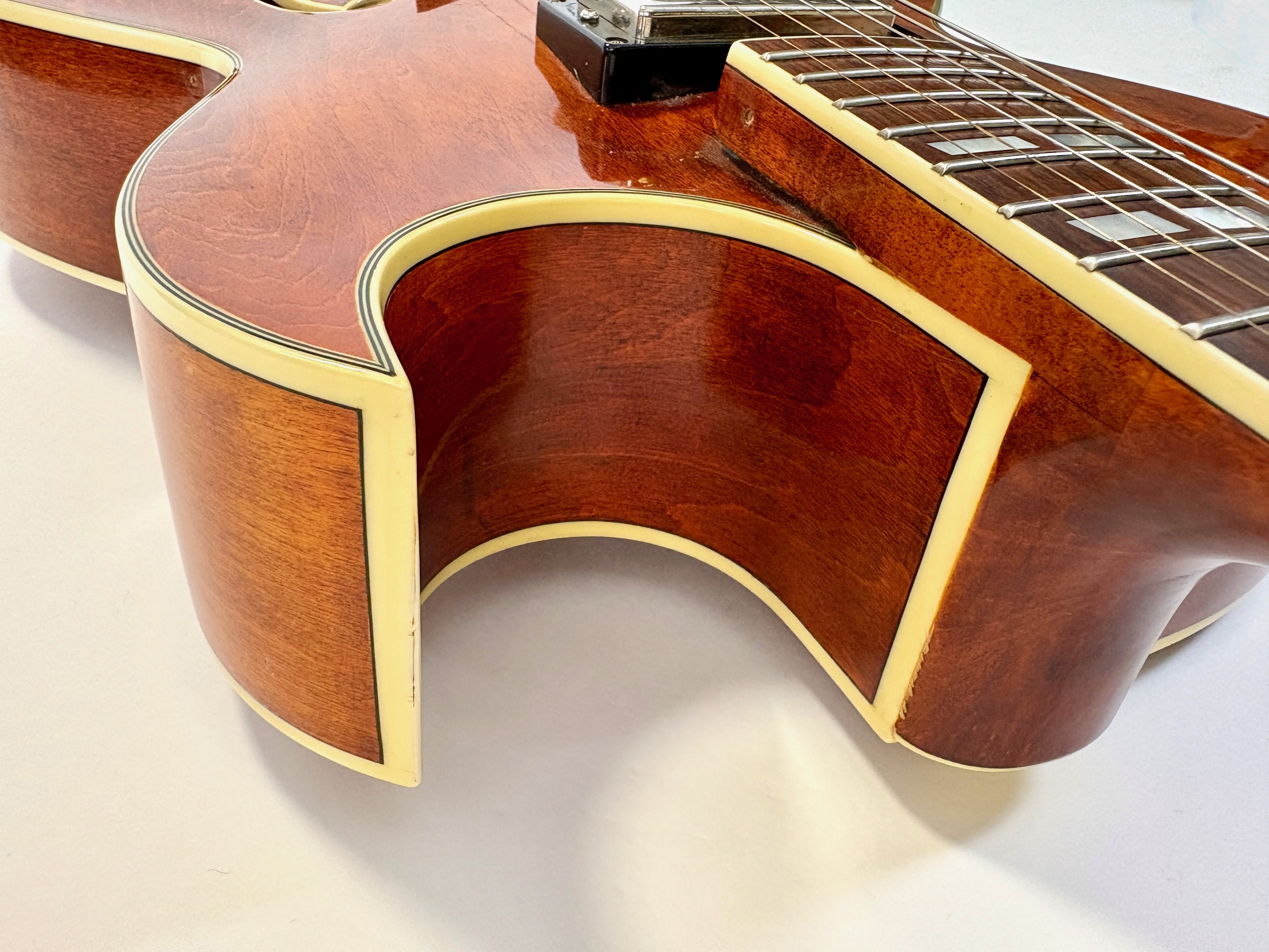 Eastman AR371CE (87997)