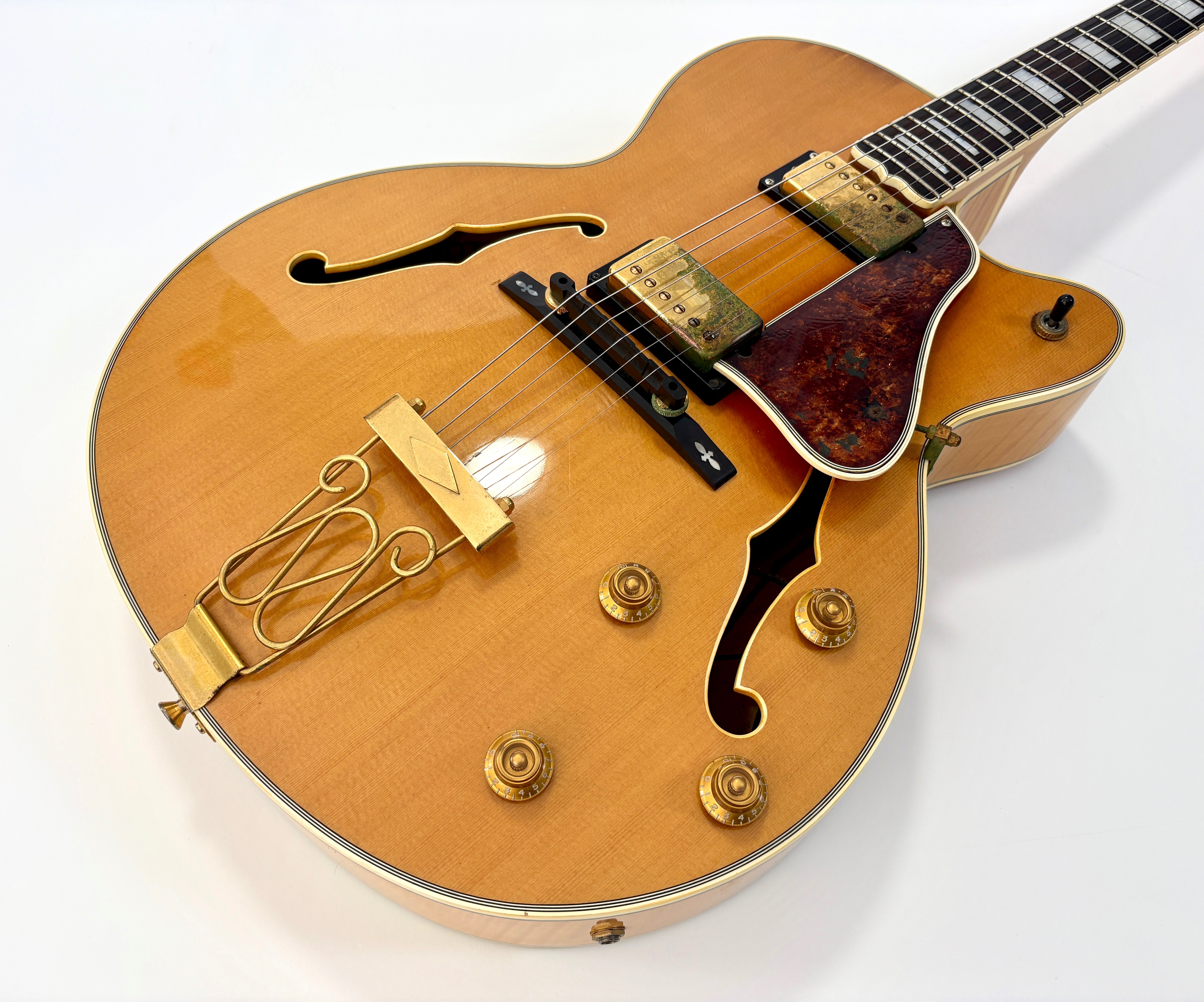 Epiphone Emperor (F) (85339)