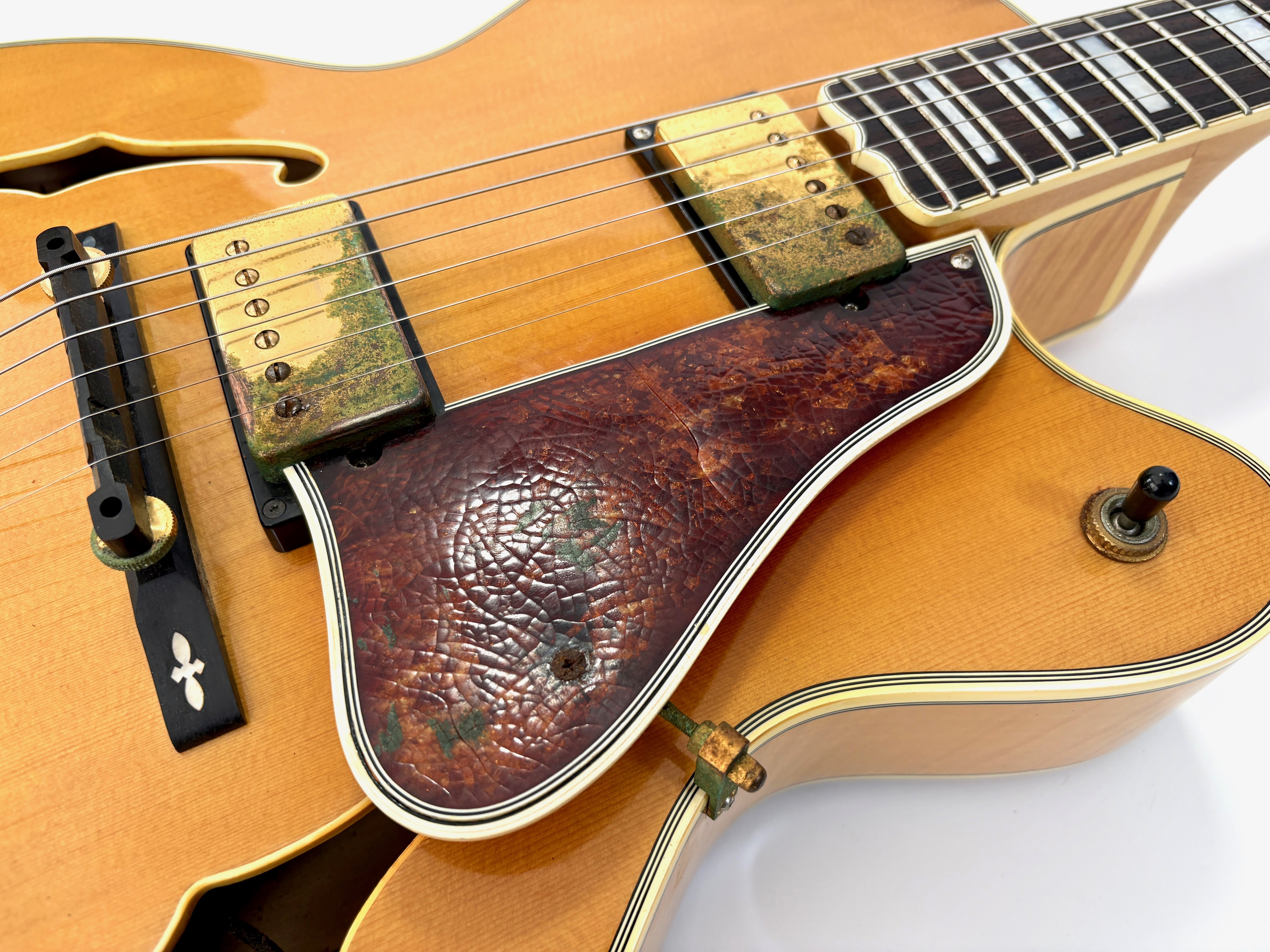 Epiphone Emperor (F) (66606)