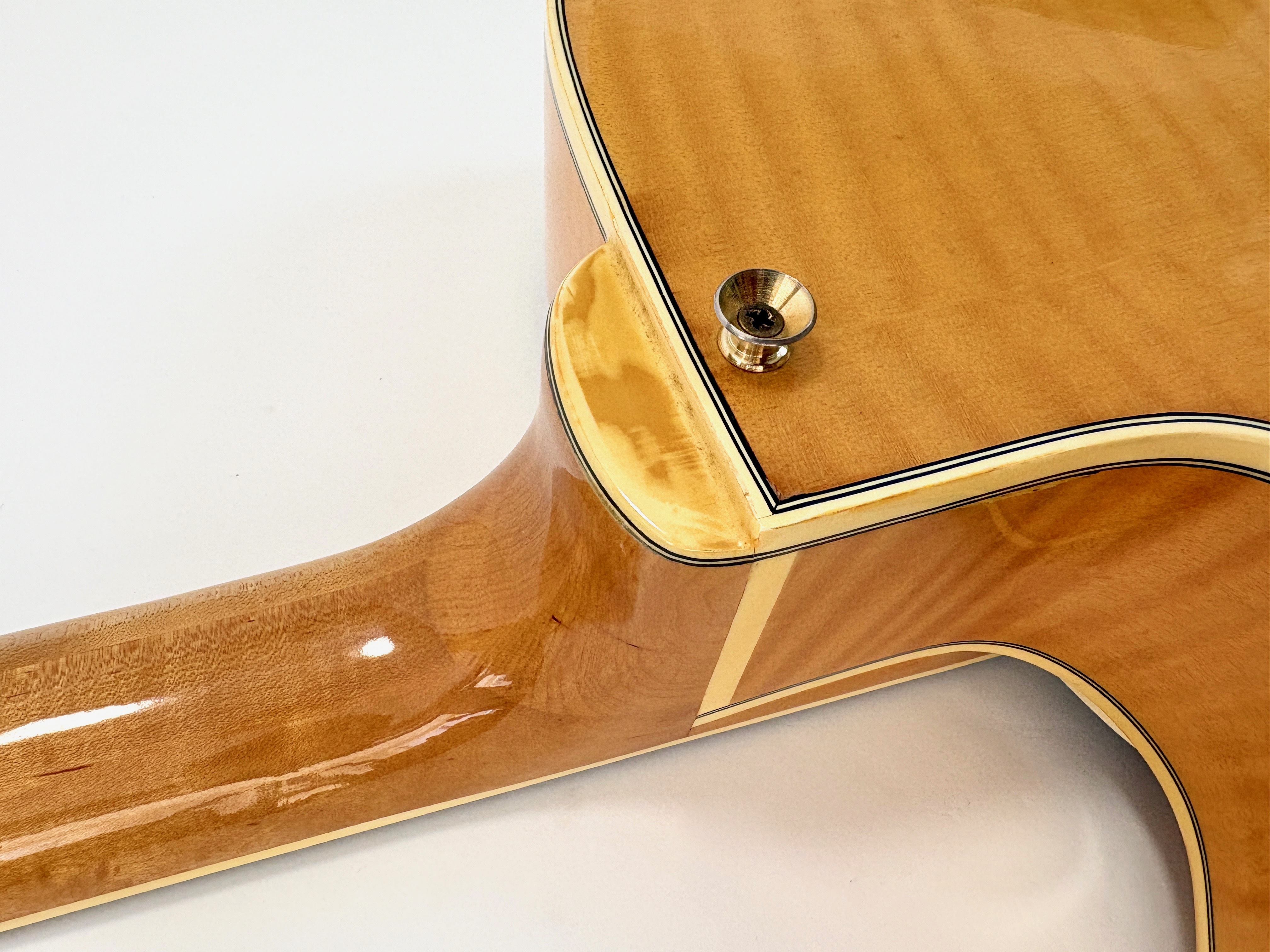 Epiphone Emperor (F) (86009)