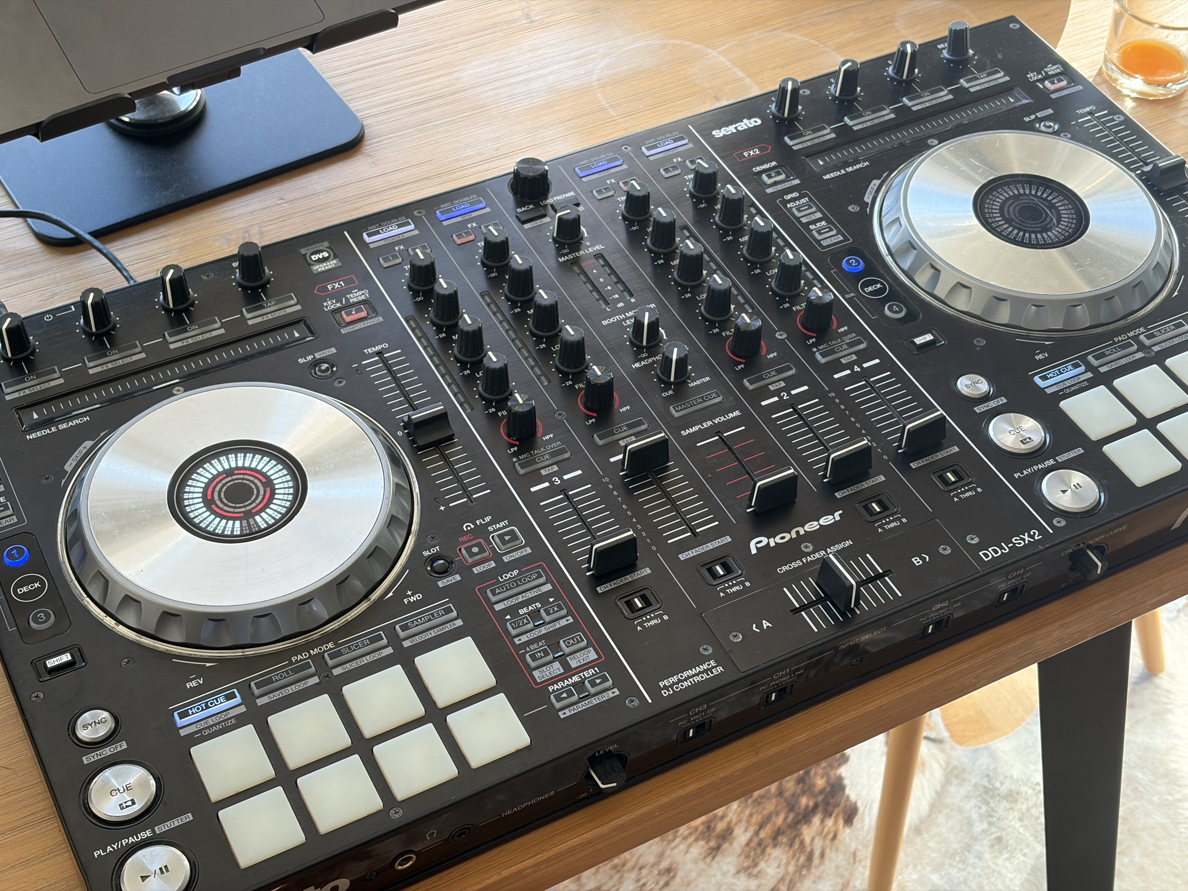 Pioneer DDJ SX2 très bon état + Flycase