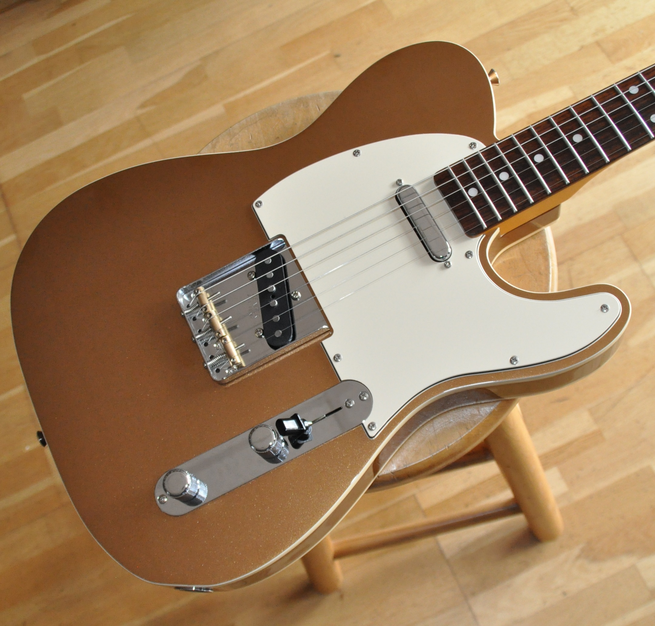 Fender JV Modified ’60s Custom Telecaster Firemist Gold (2022 Made In Japan)