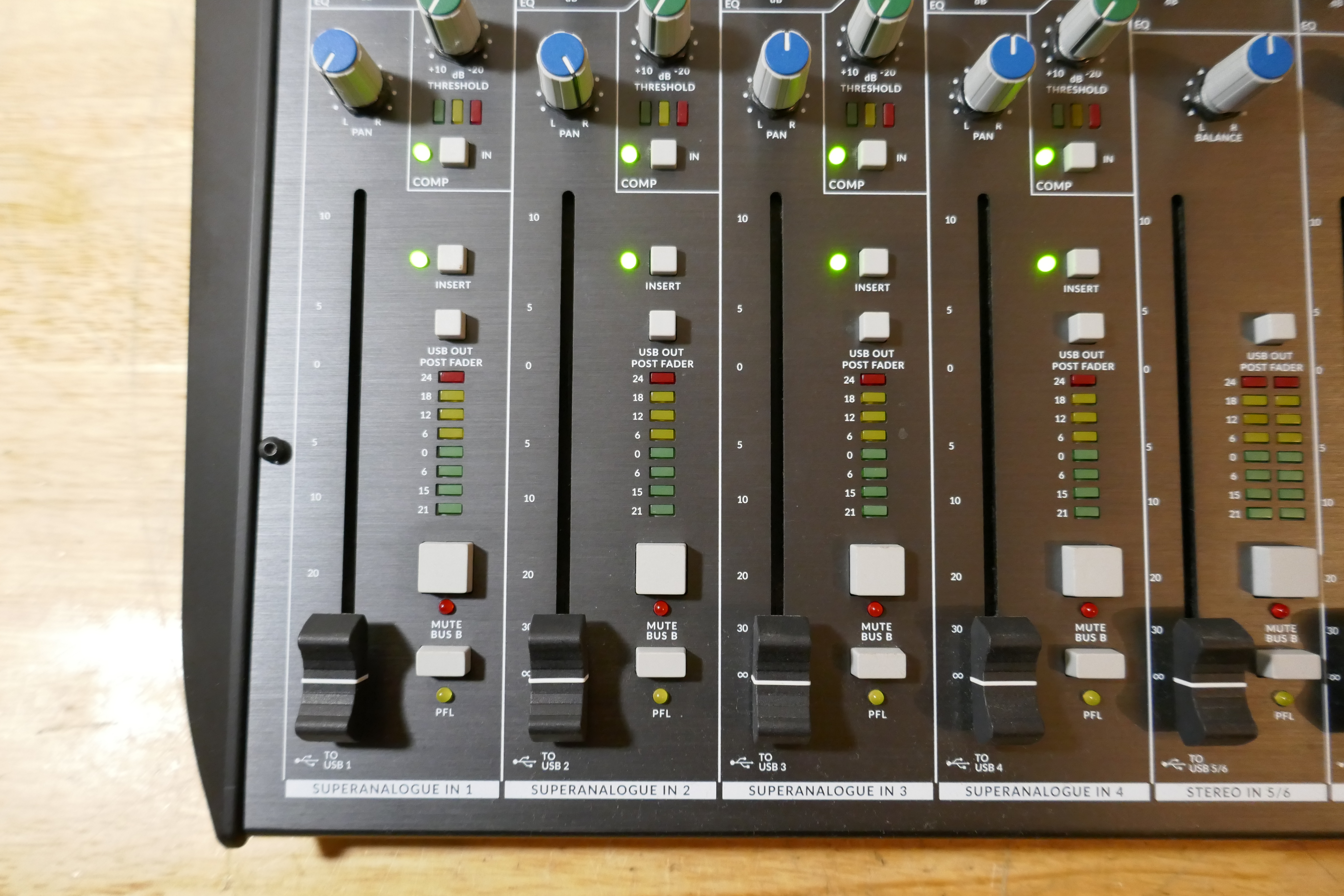 SSL BiG SiX (80732)