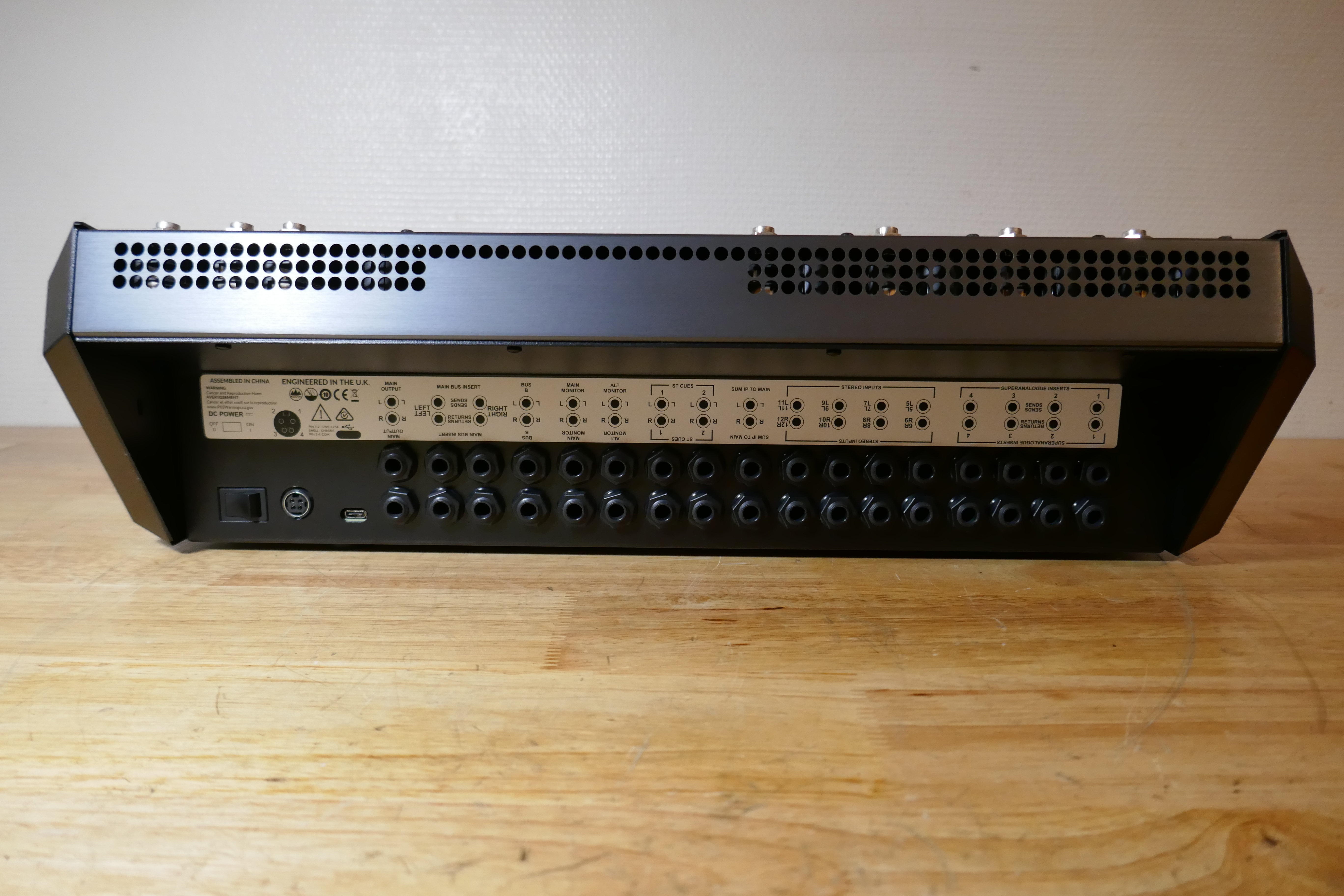 SSL BiG SiX (8583)