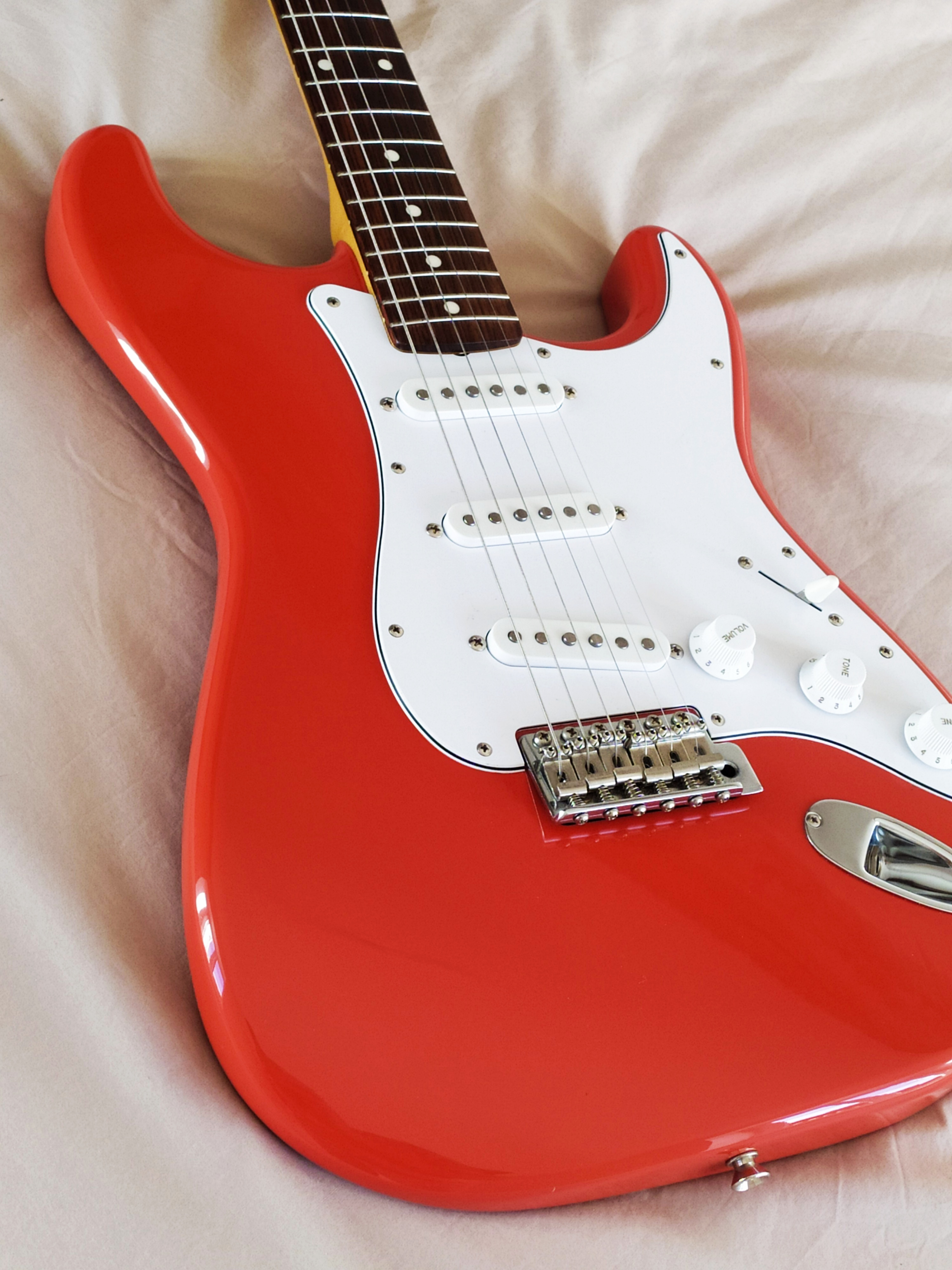 V/E Stratocaster Tokai TST50 Goldstar Fiesta Red MIJ