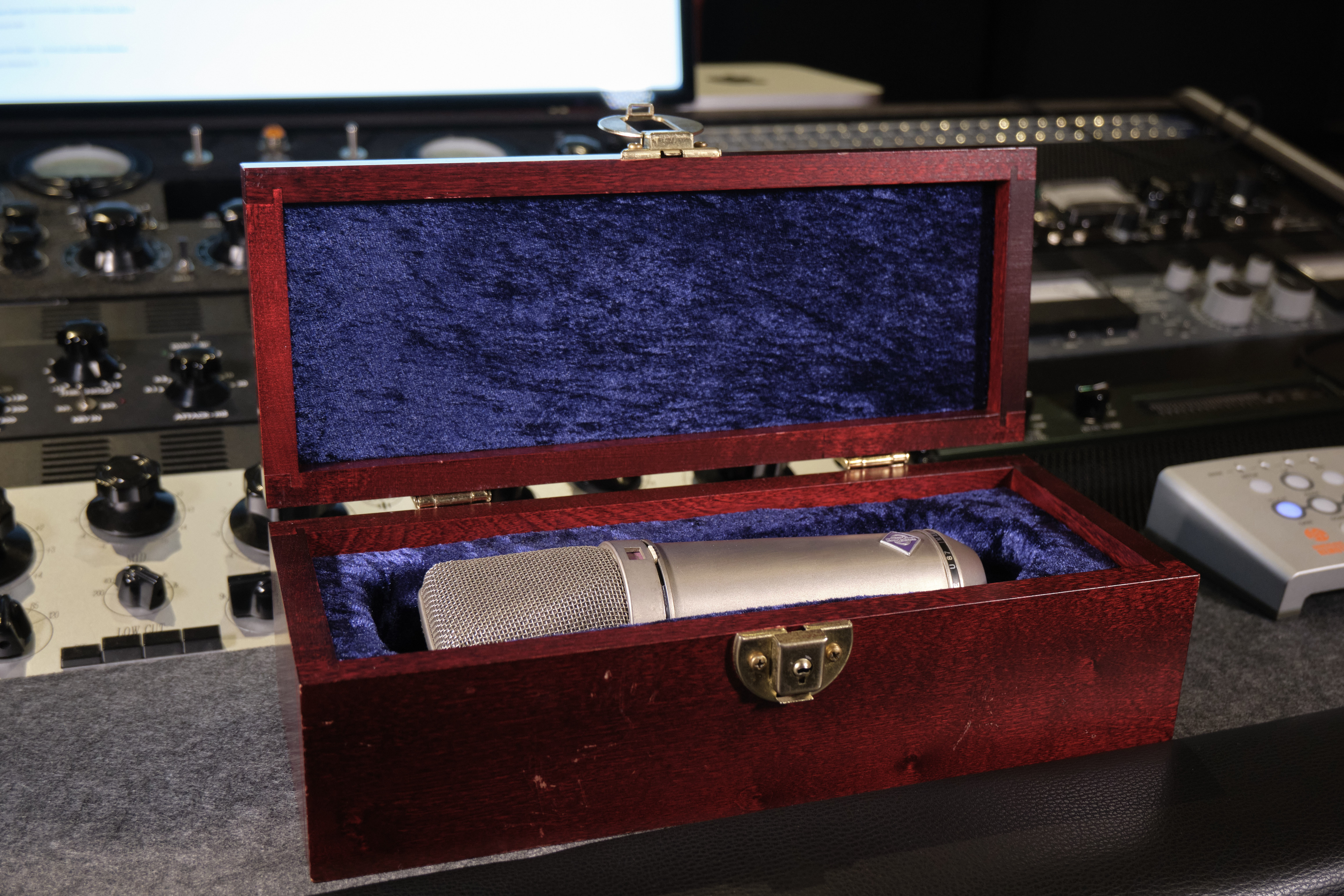 Neumann u87 vintage original 1972-1974