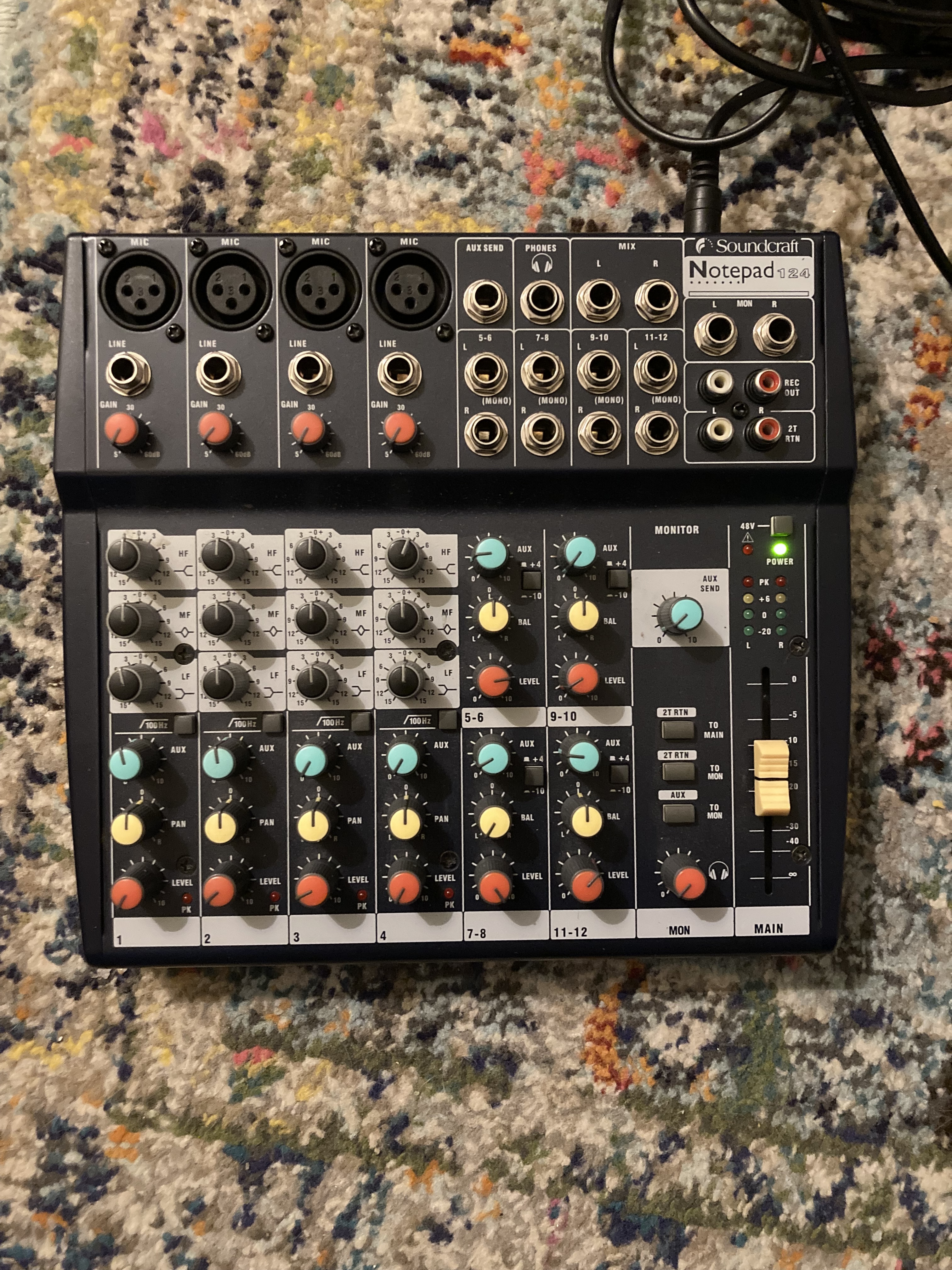 Table de mixage Soundcraft Notepad 124