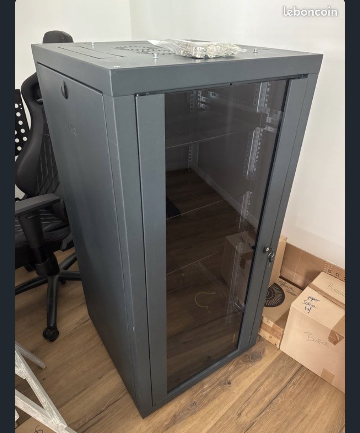 Vends Baie informatique MMC 24 U