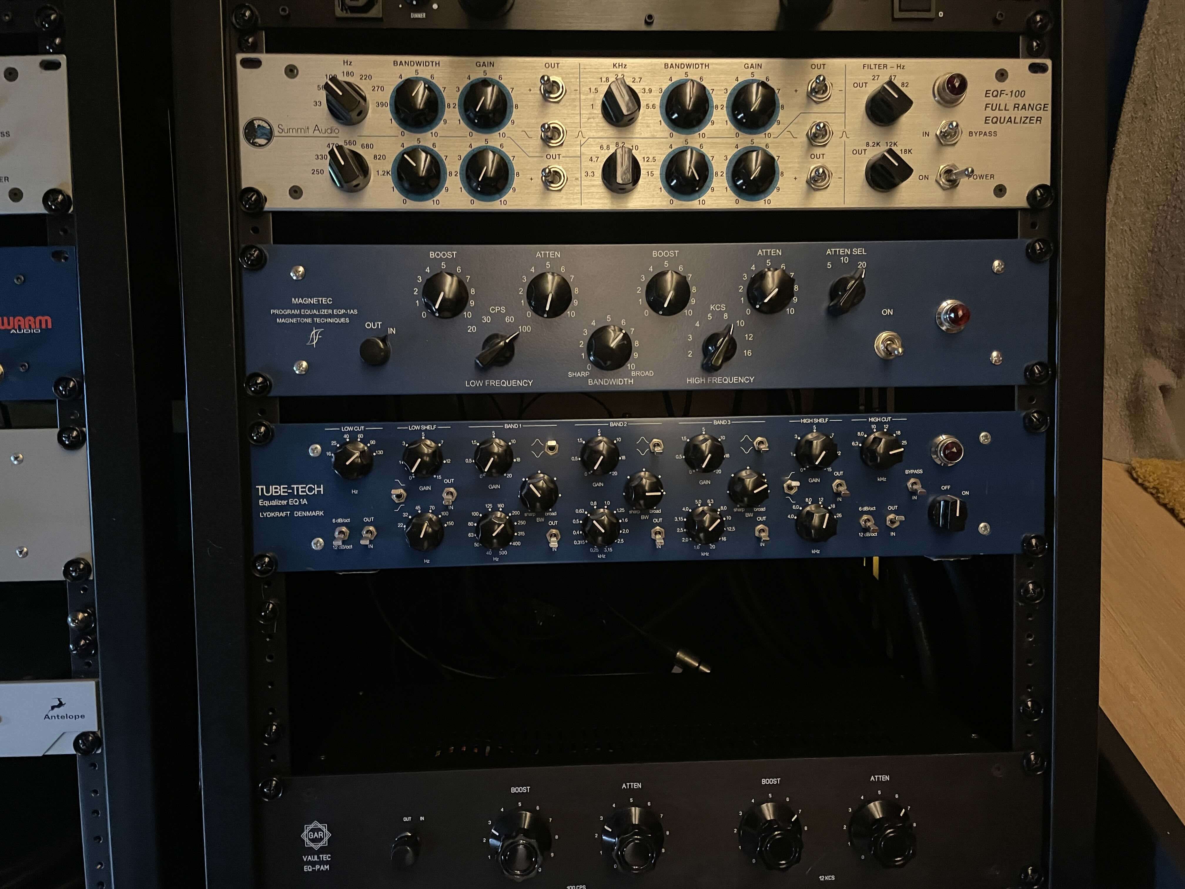 Rack Mono 2