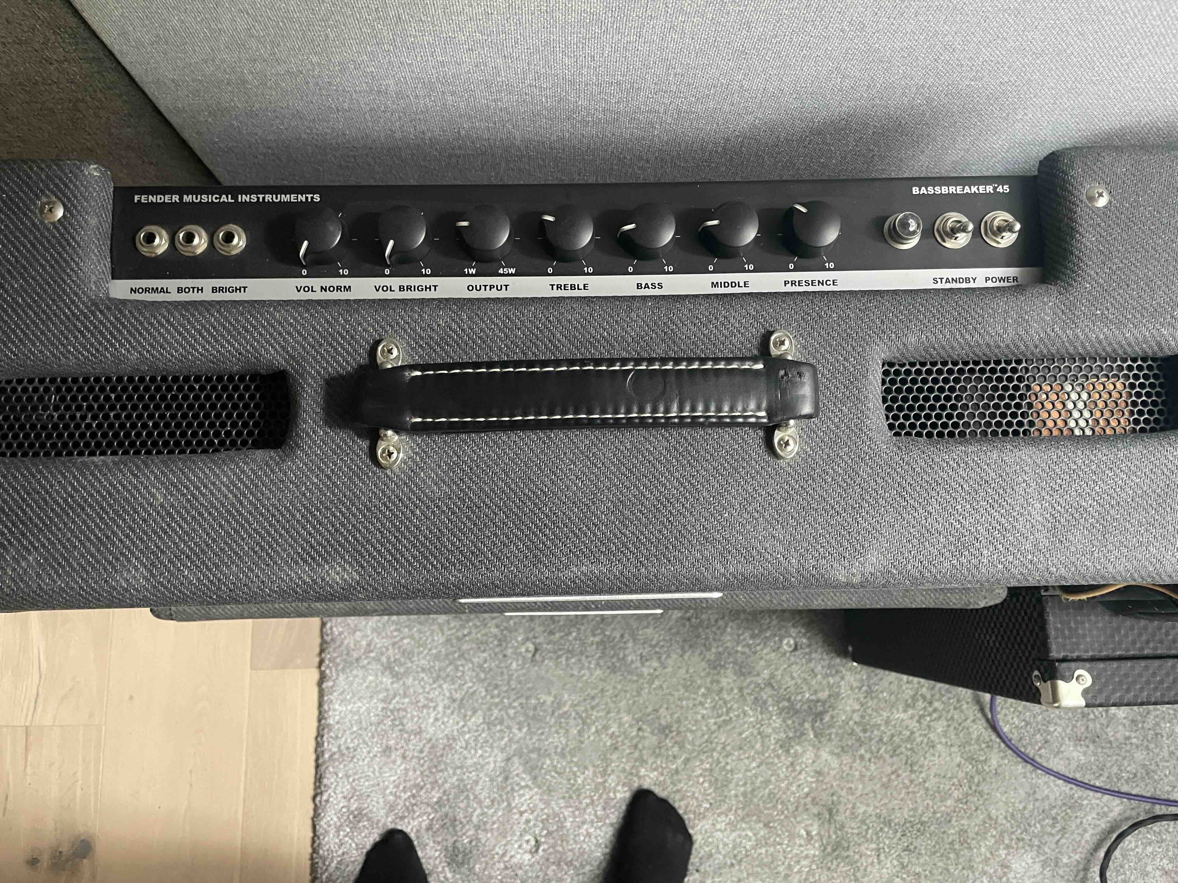 Ampli Bass Breaker-2