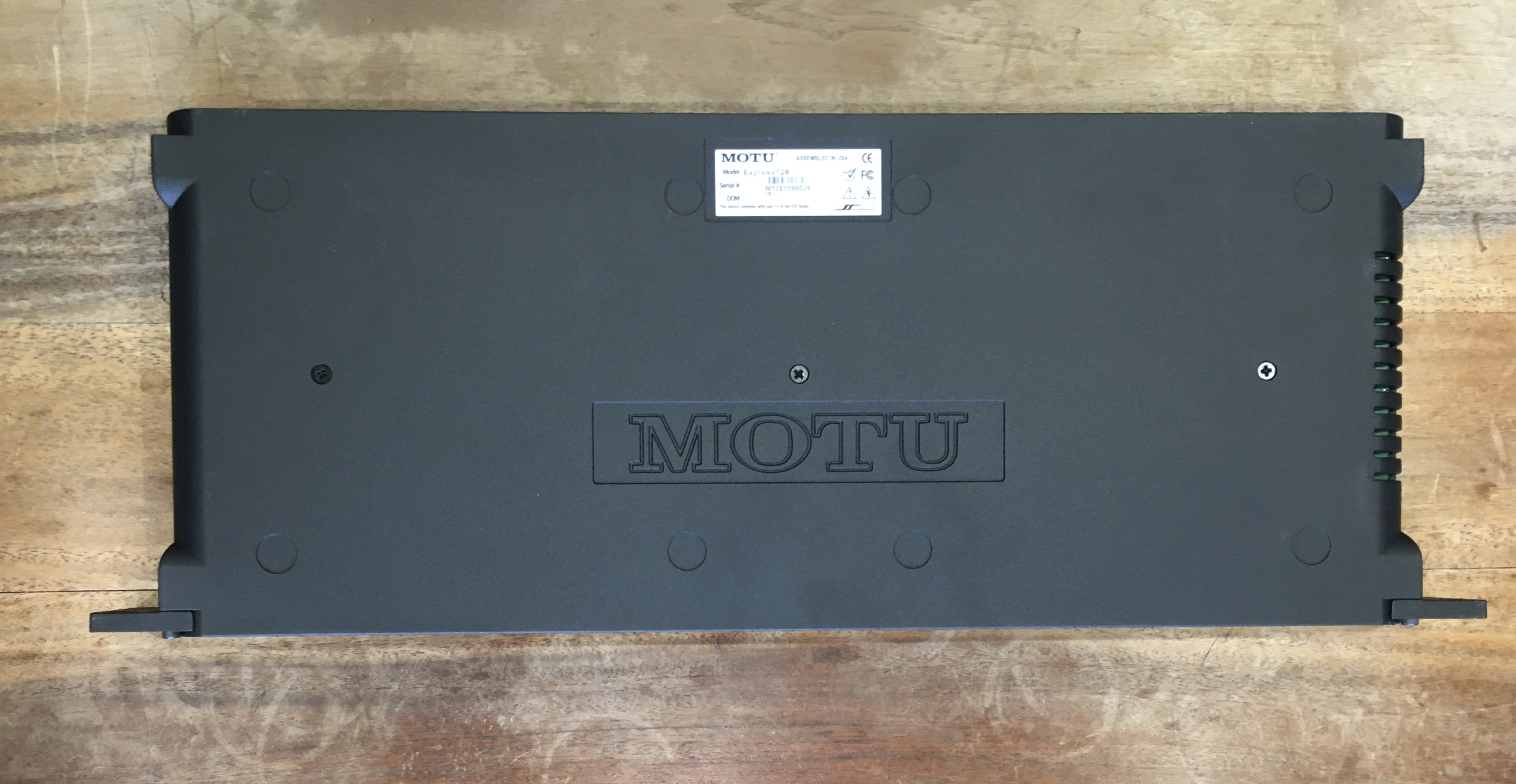 MOTU Midi Express 128 (67540)