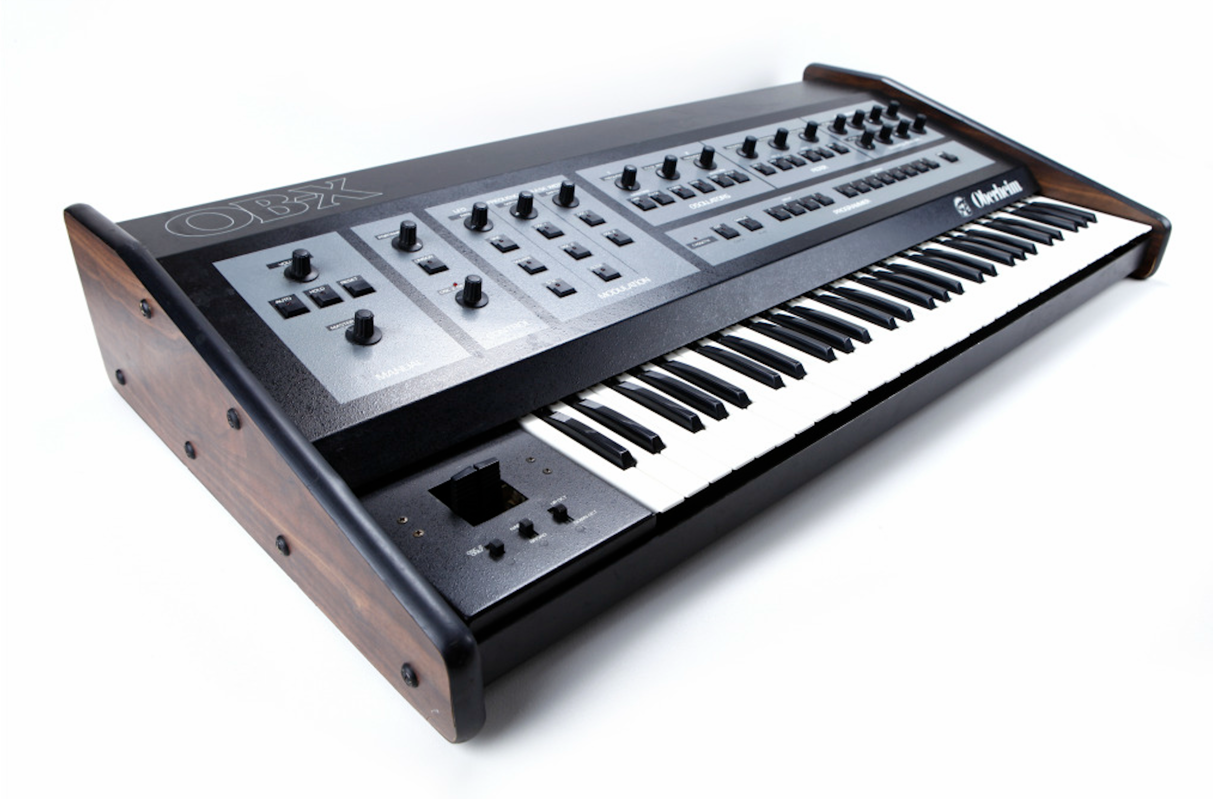 Oberheim OB-X - angle 1