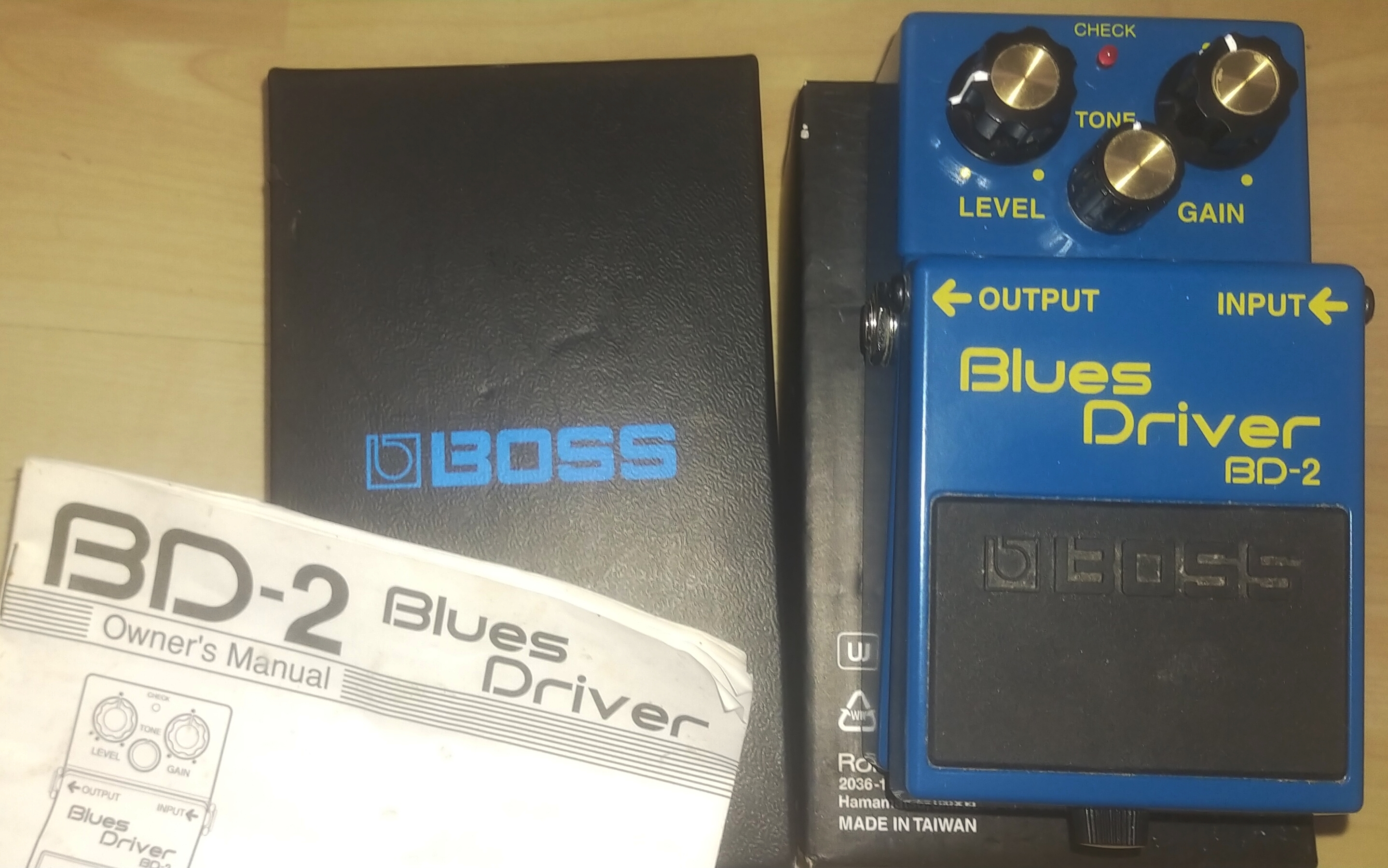 Boss Blues Driver BD-2 taiwan TB etat  Complète boîte &  notice