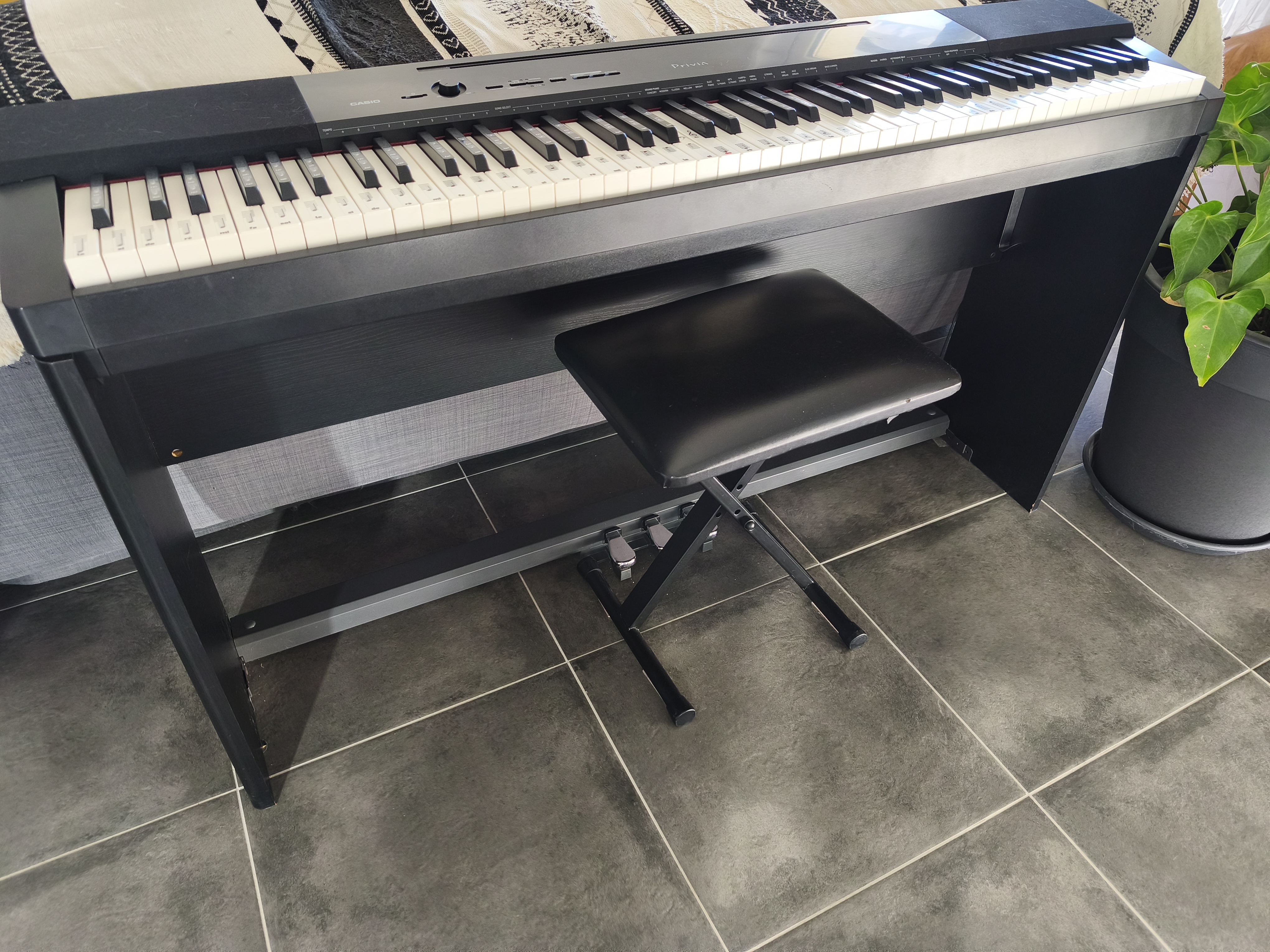 Piano Numérique Complet 88 touches - Casio Privia PX-150 Noir