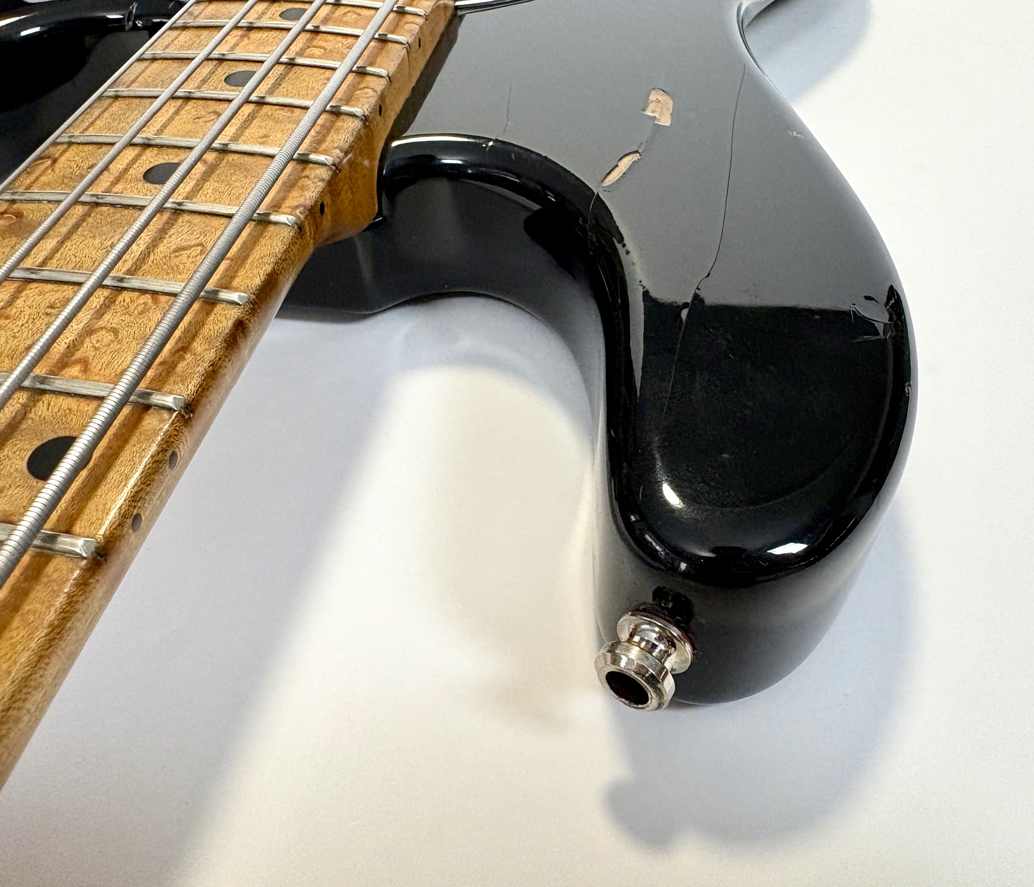 Music Man StingRay 4 (816)