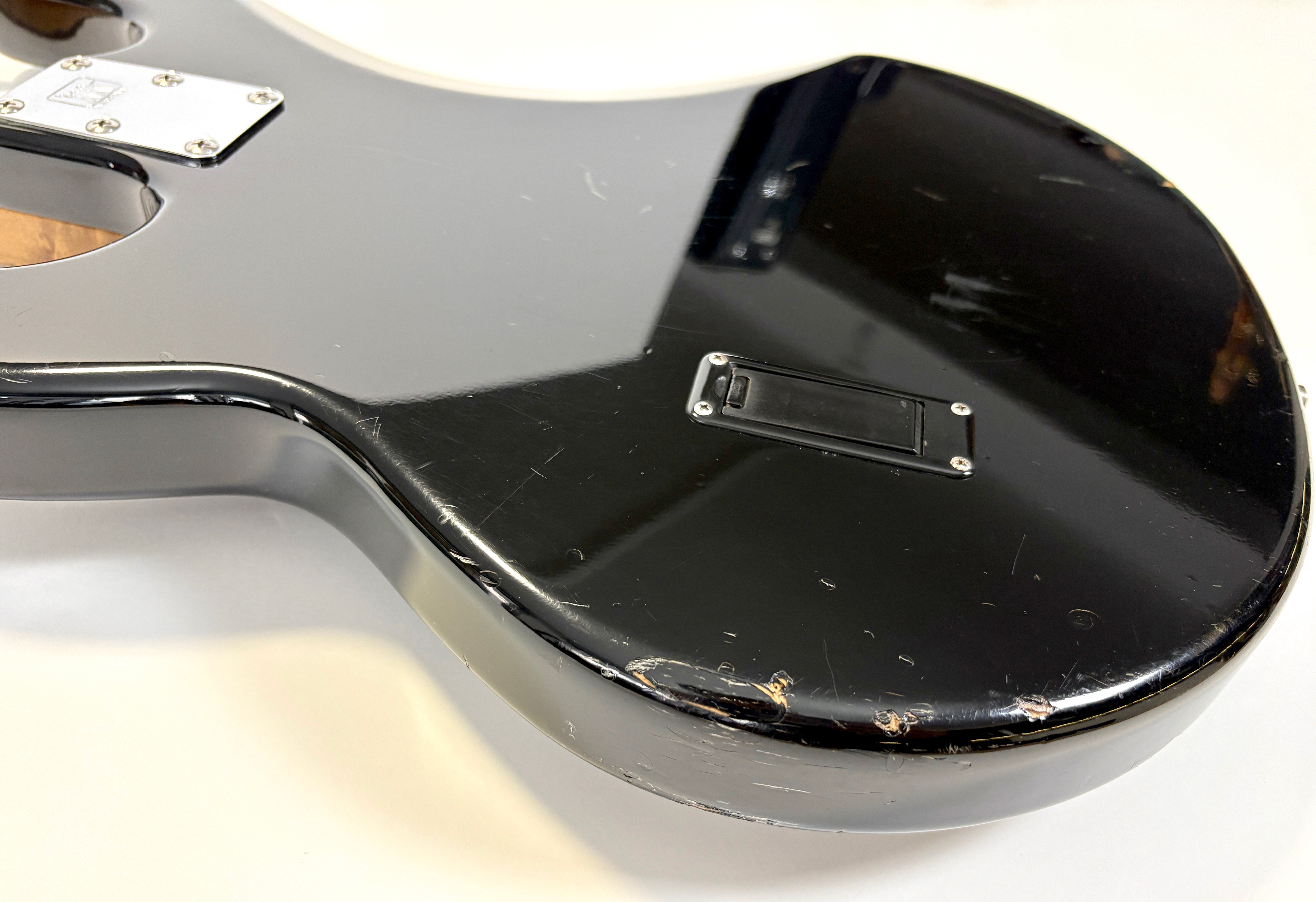 Music Man StingRay 4 (67912)
