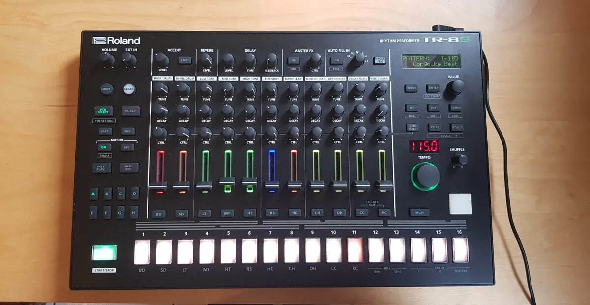TR-8S Roland