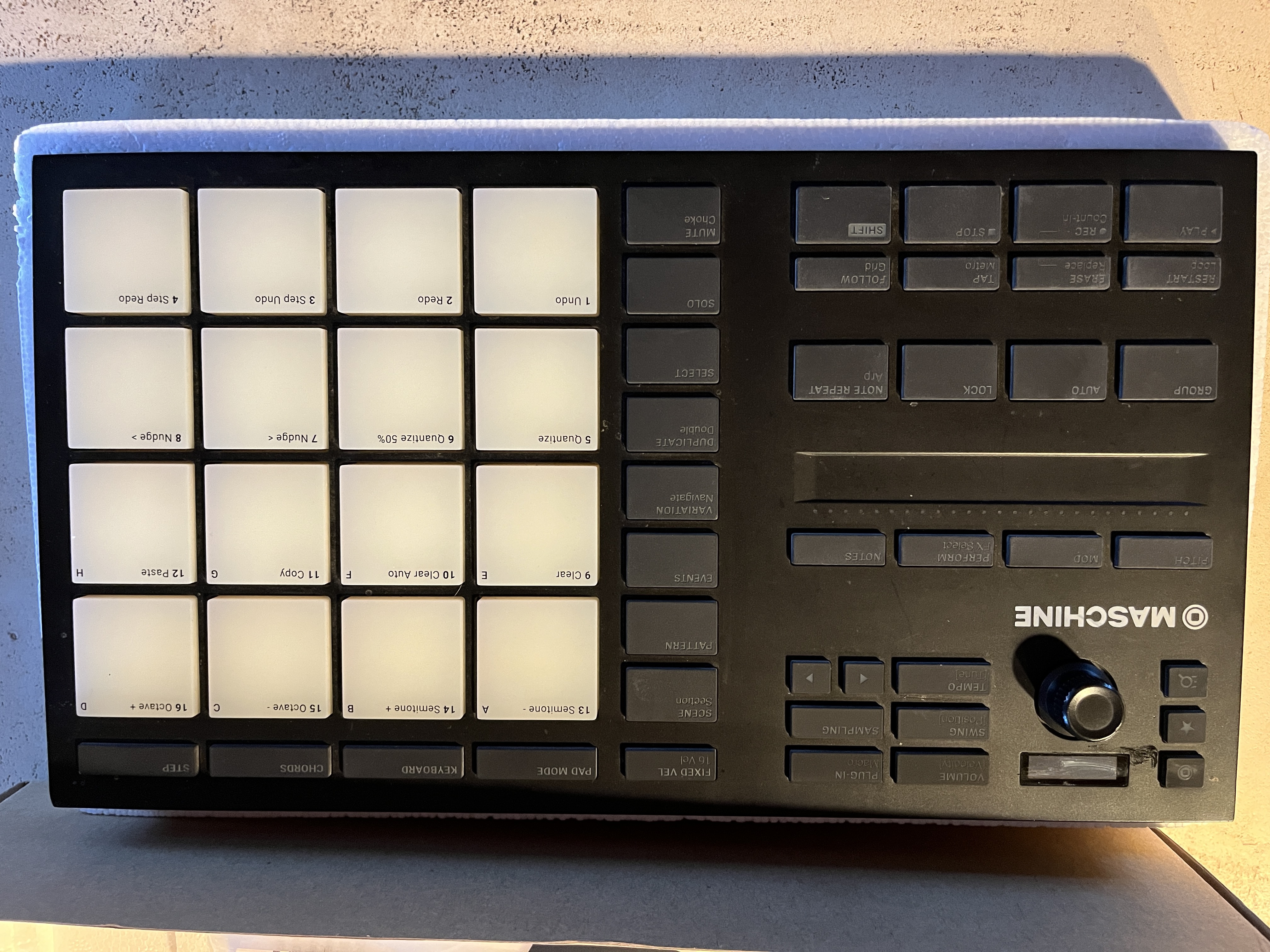 Native Instruments Maschine Mikro mk3 (18809)