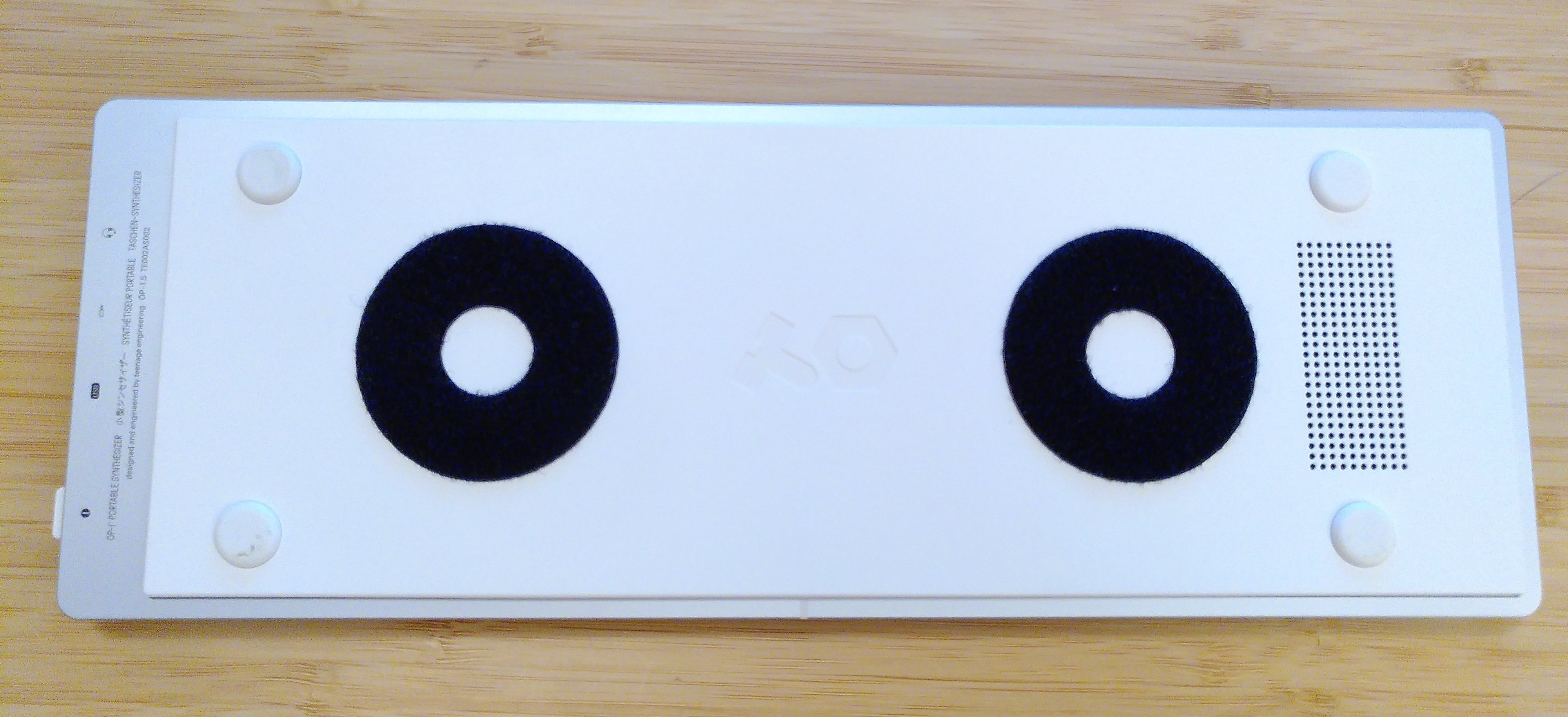 Teenage Engineering OP–1 Field (29518)
