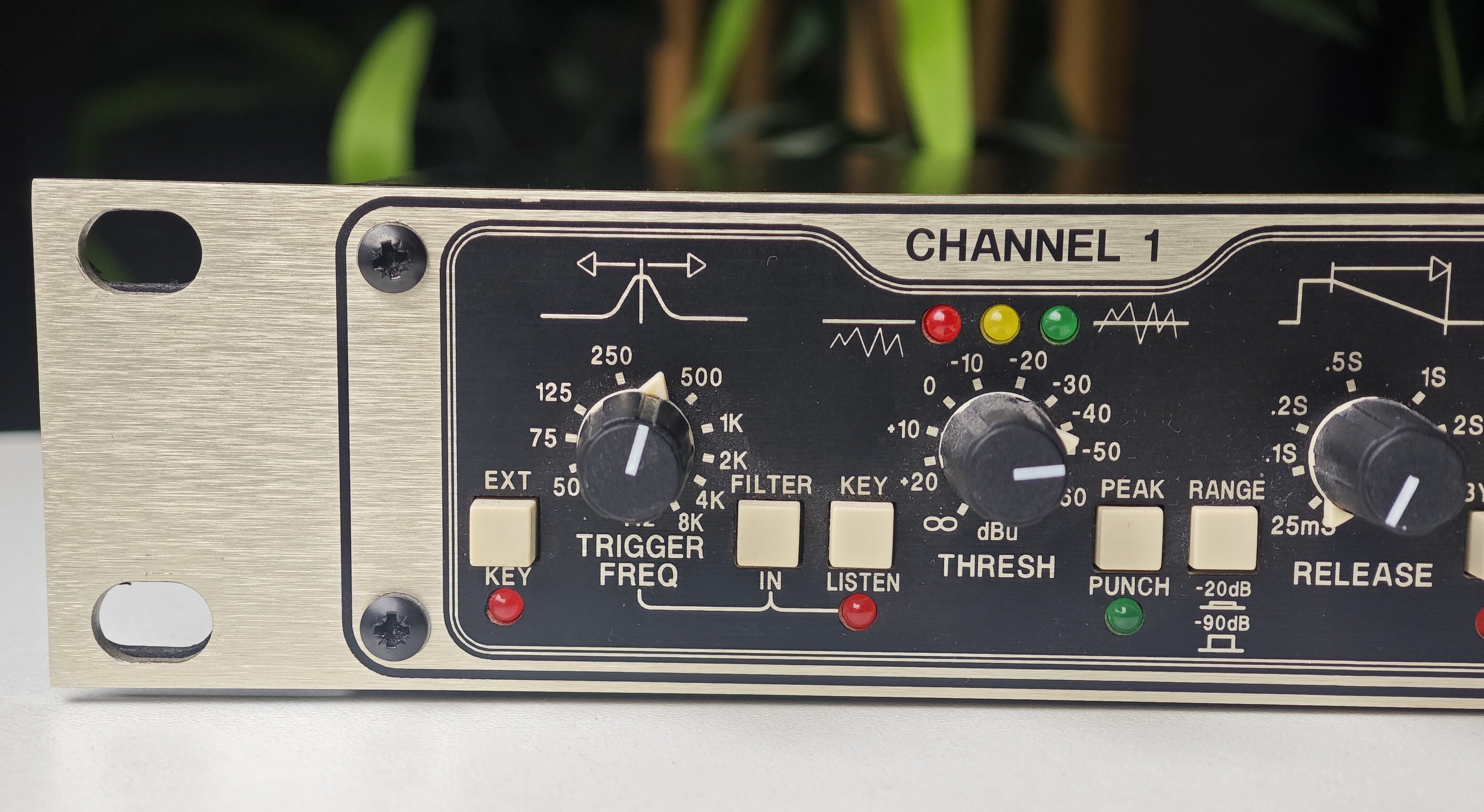 Drawmer MX40 Punch Gate (71490)