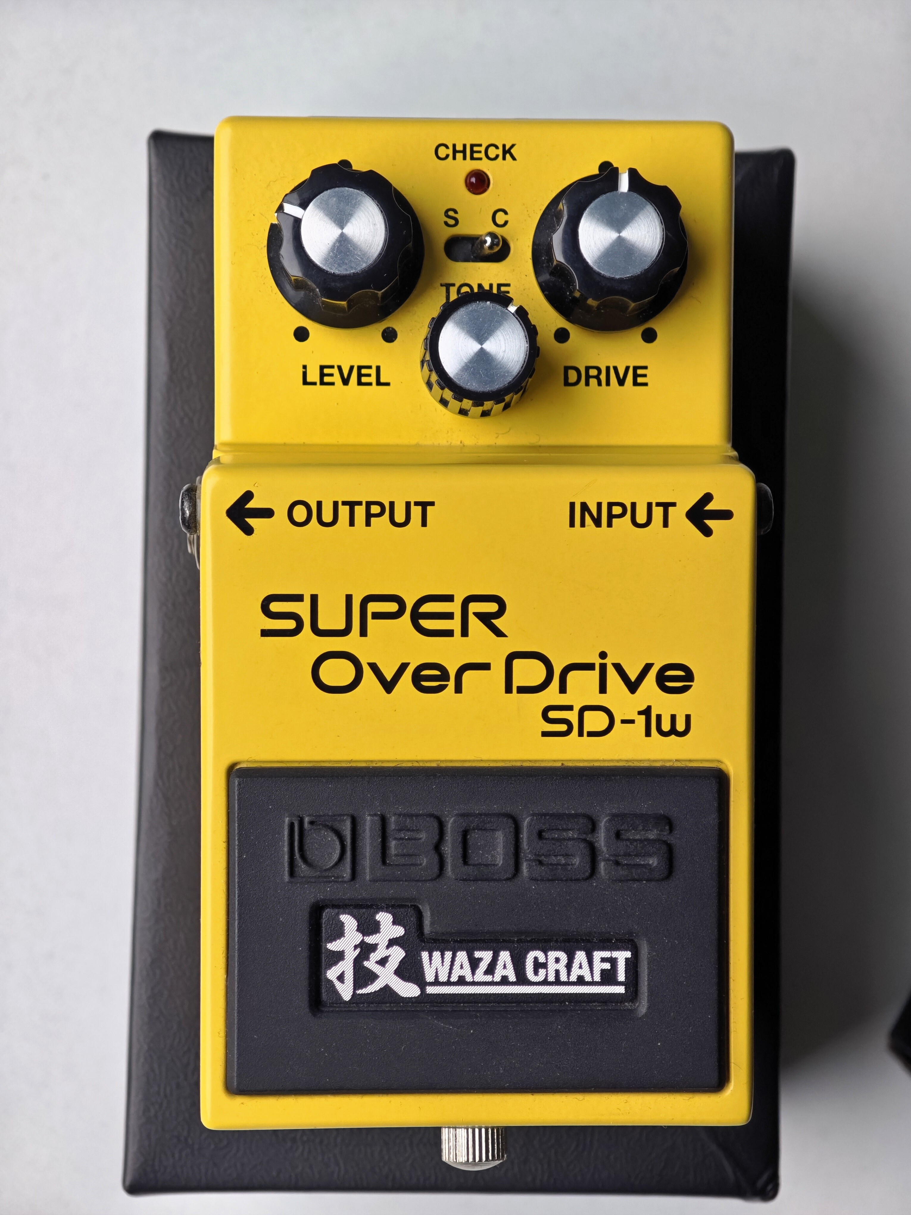 Boss SD-1W Waza Craft