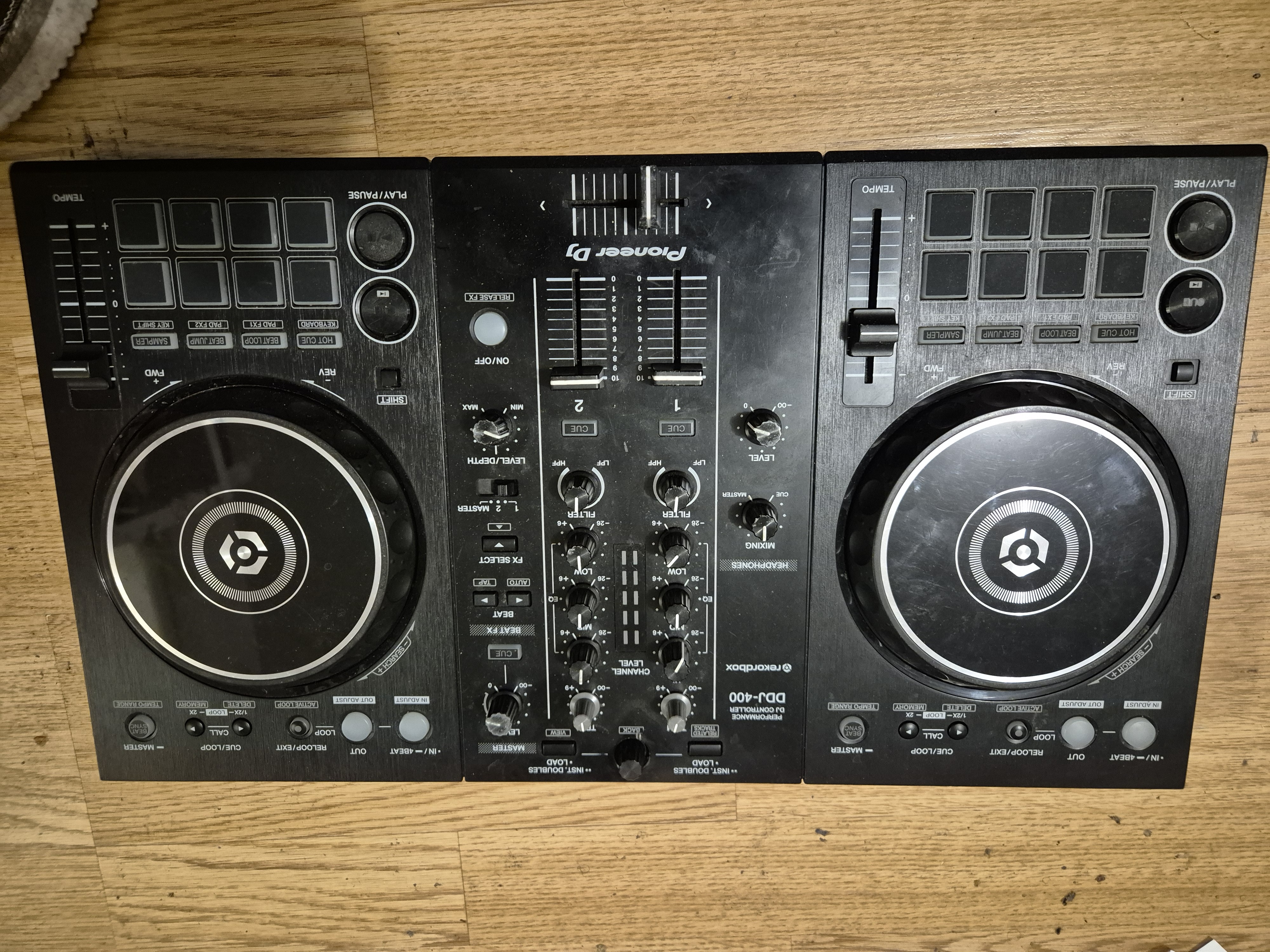 Vends DDJ 400