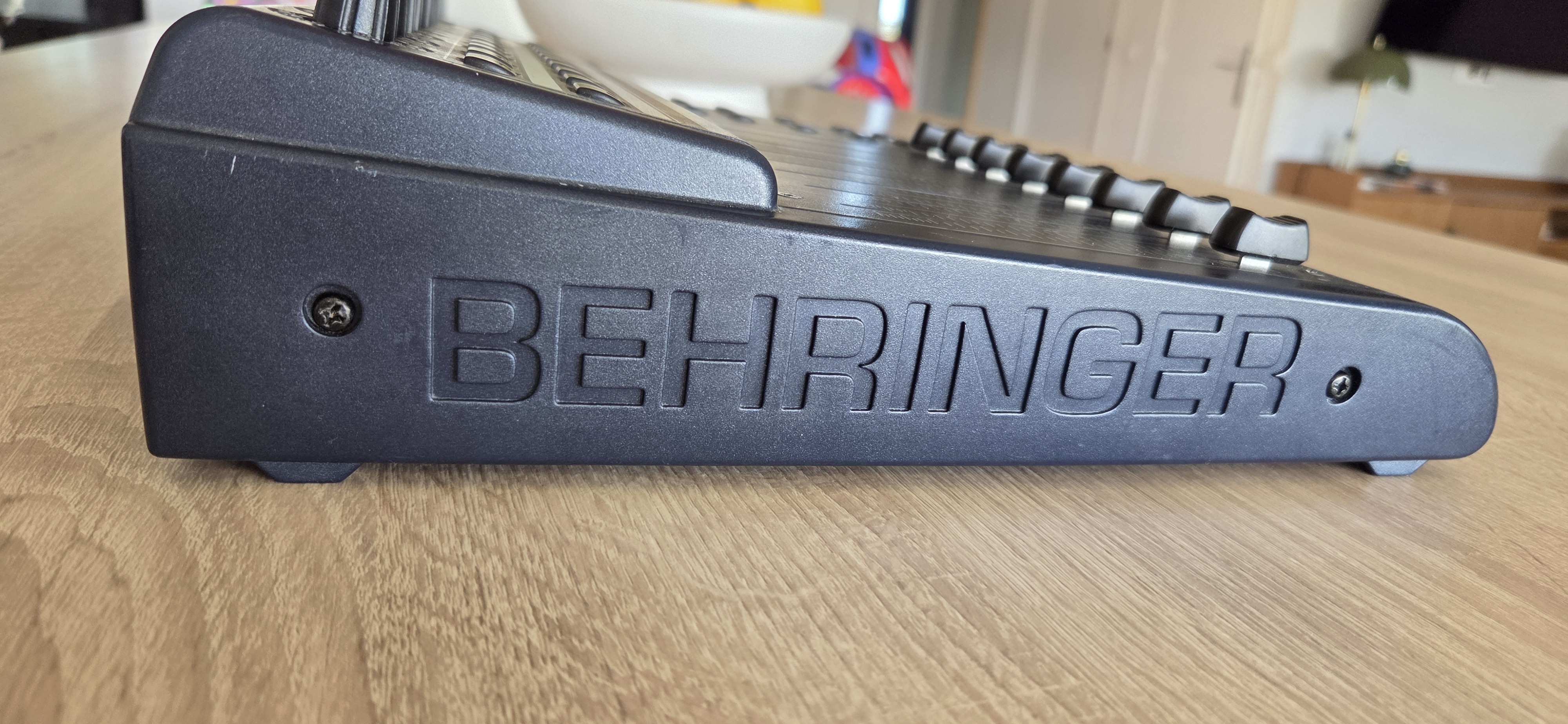 Behringer B-Control Fader BCF2000 (61717)