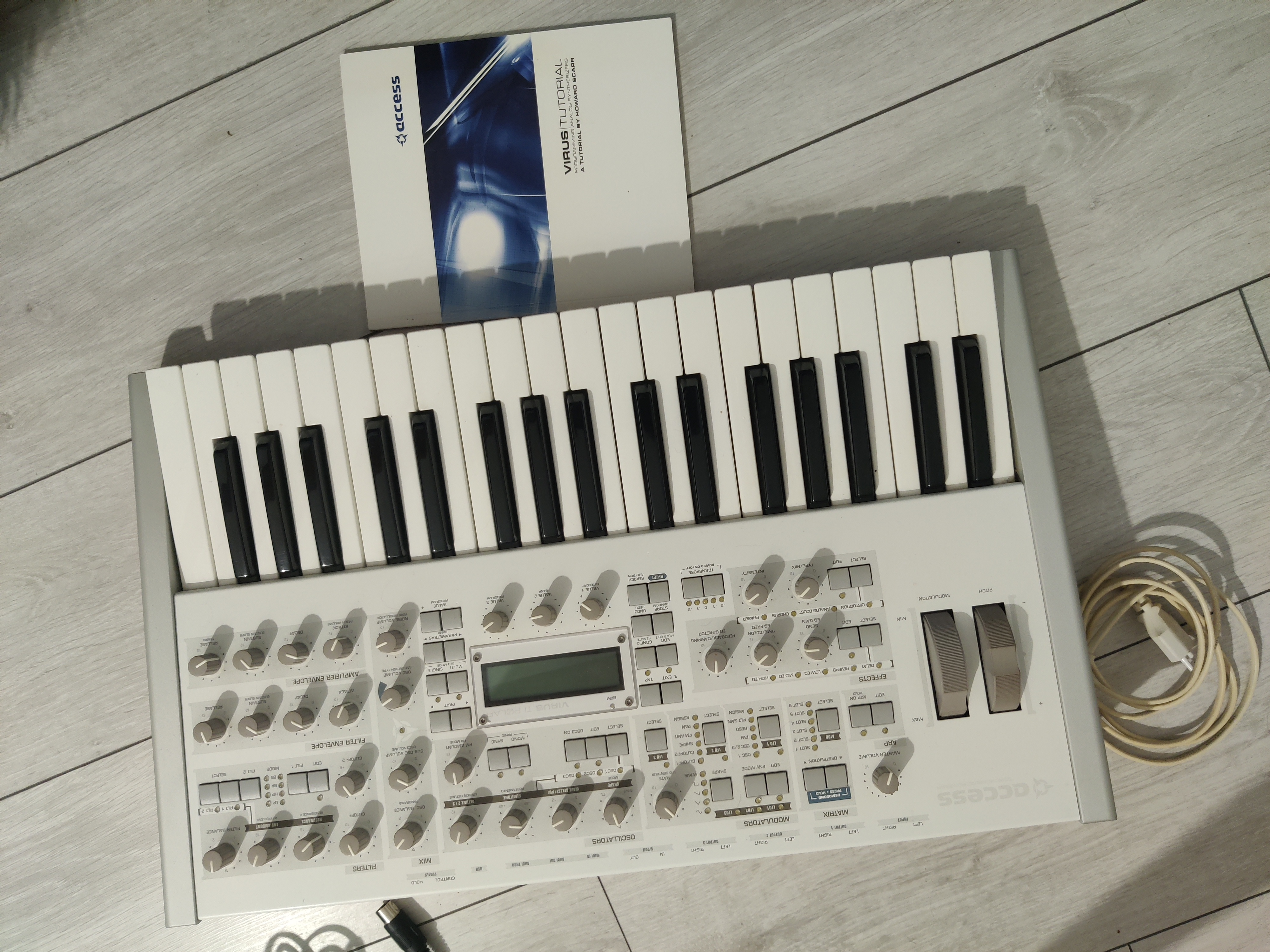 Access Music Virus TI Polar (95938)