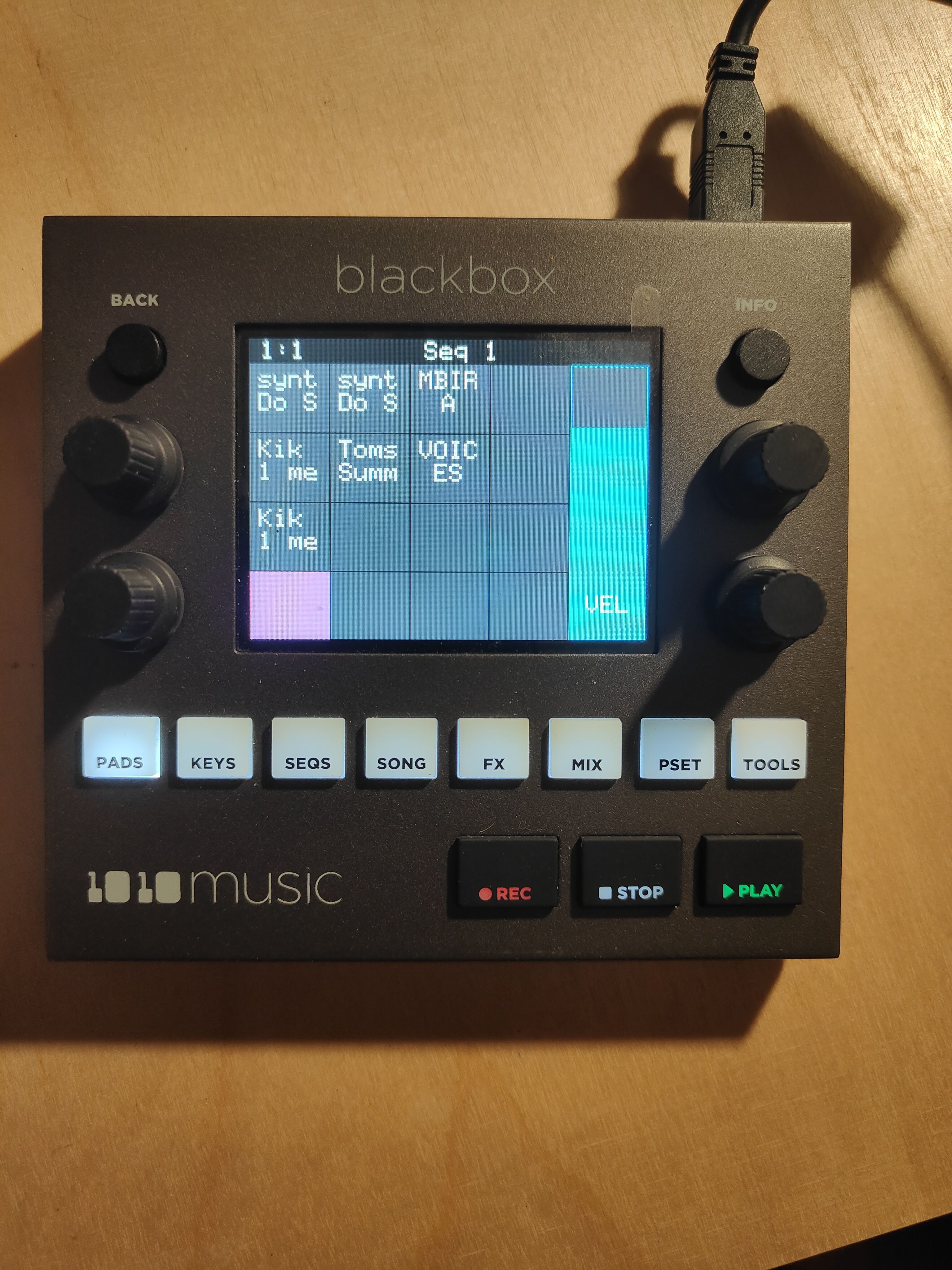 Vends 1010 BlackBox + decksaver , 