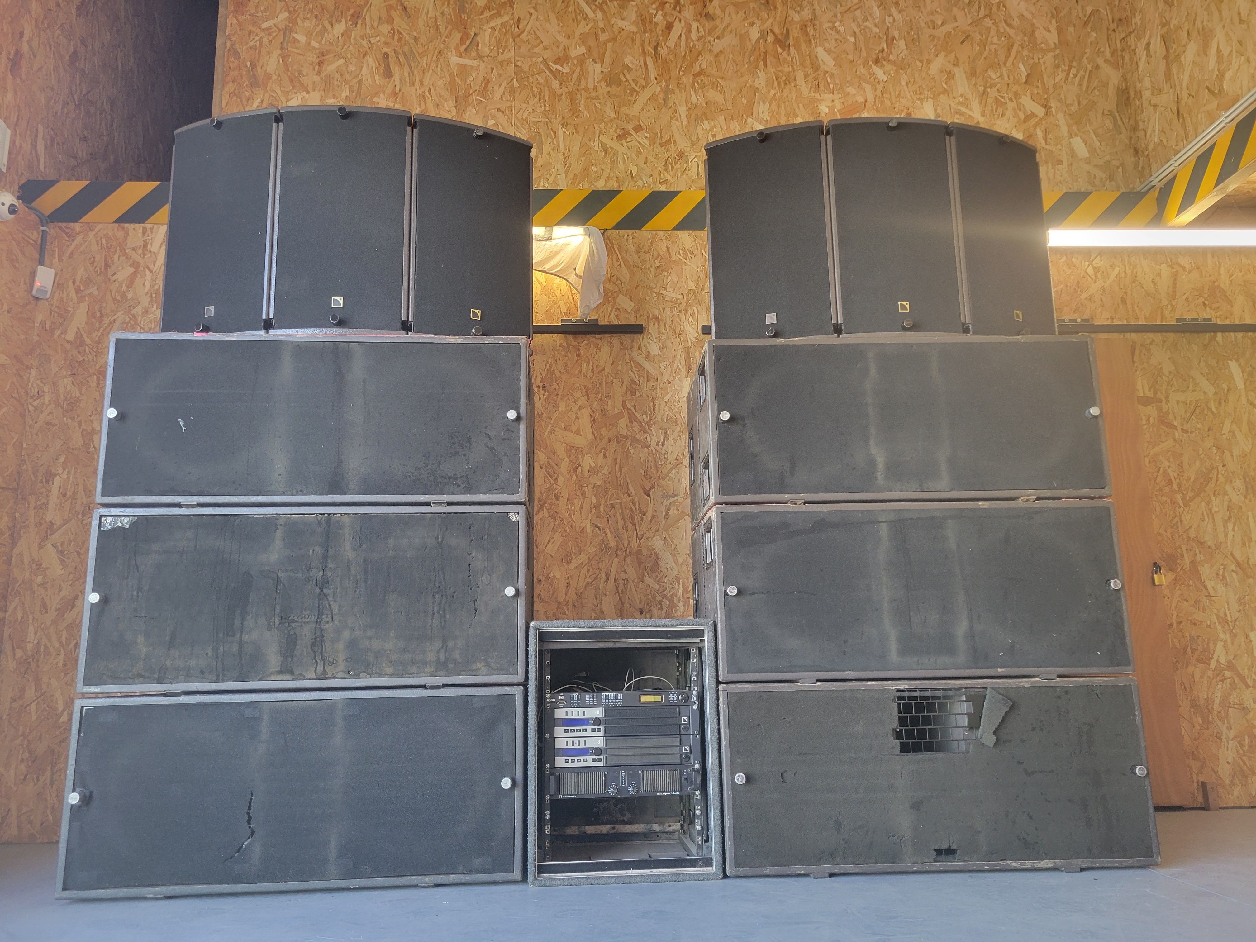 L.Acoustics SB218 + ARCS + LA8 + LA48A...
