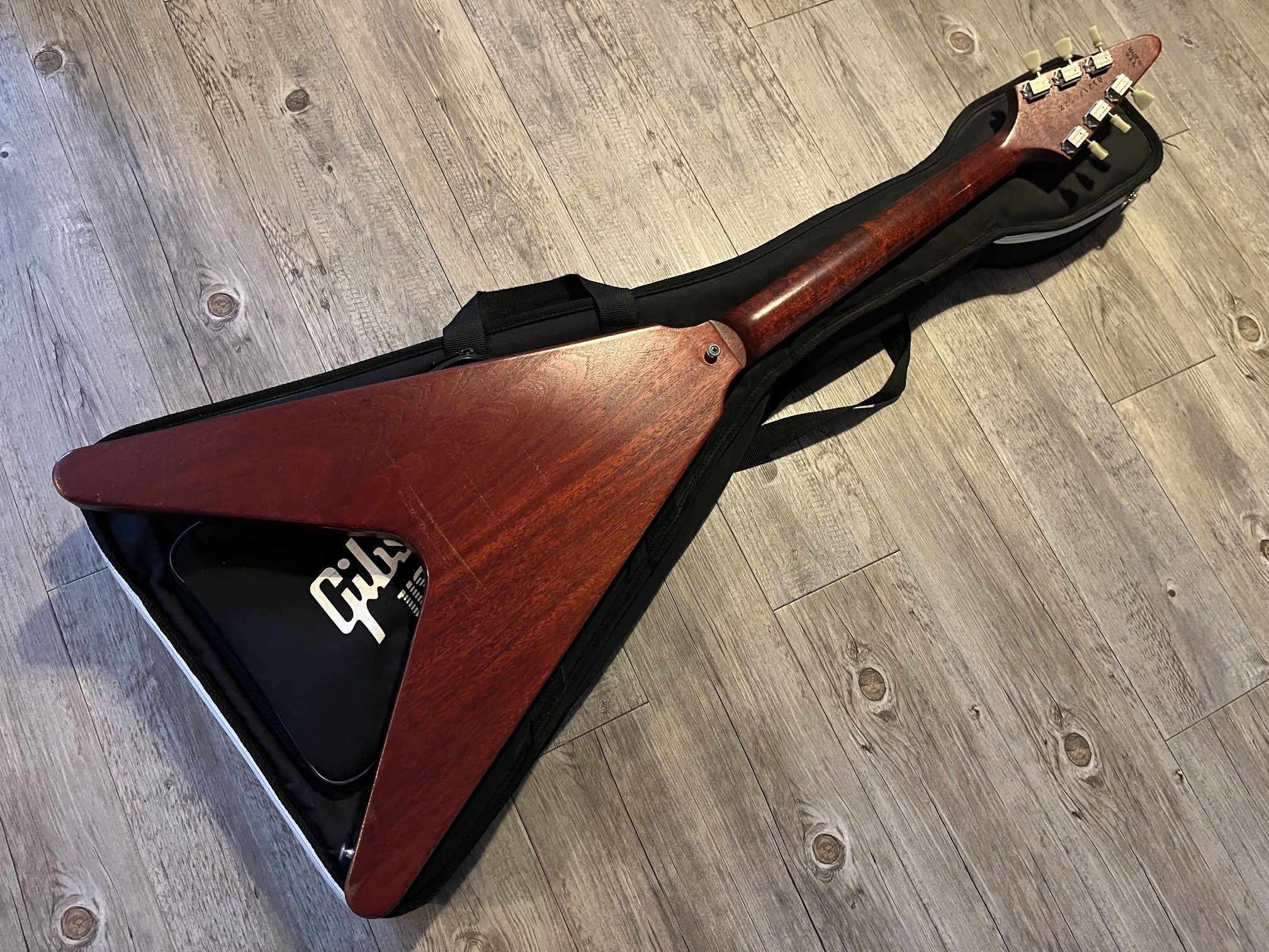 Gibson Flying V Faded (3041)