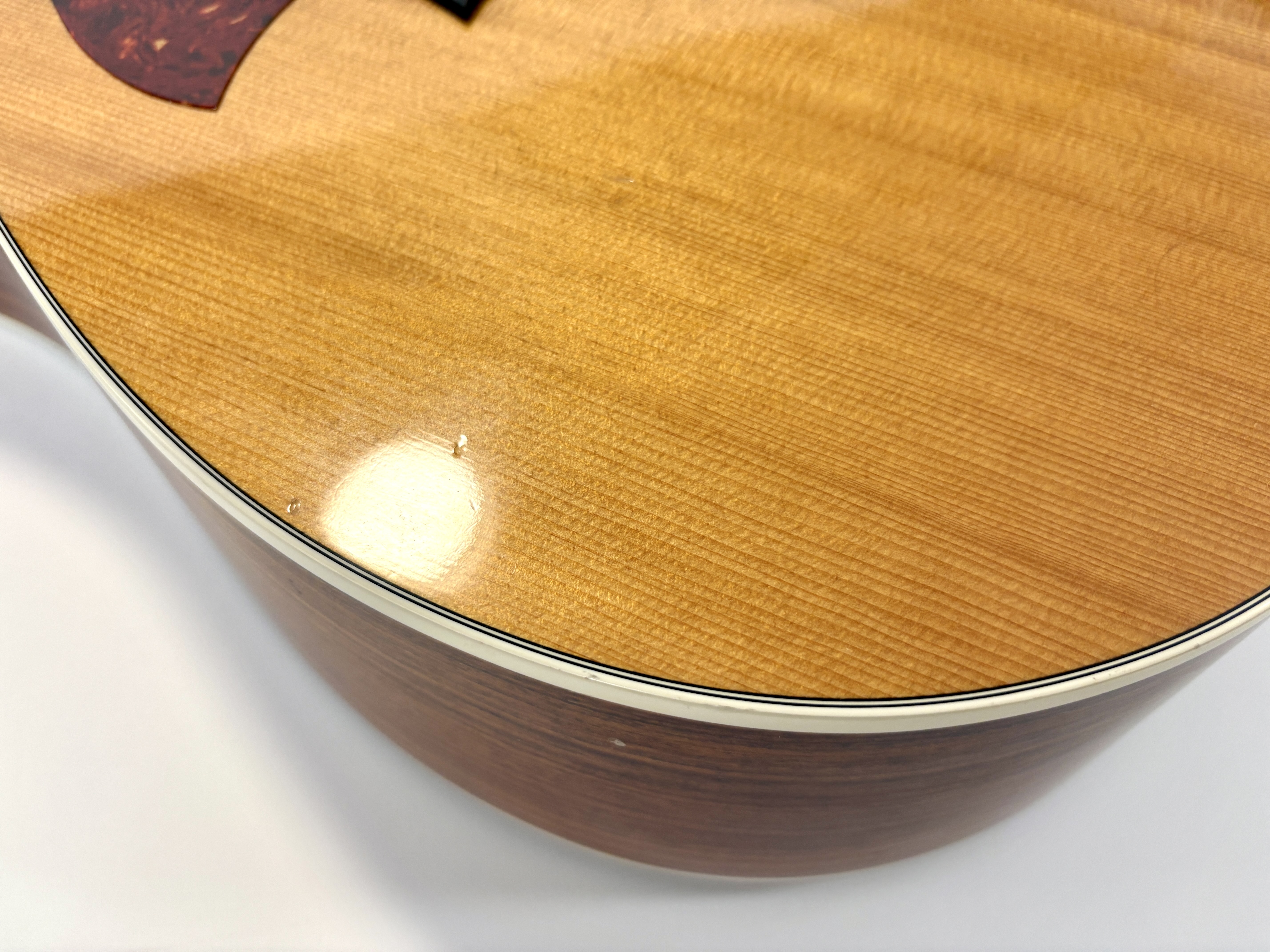 Taylor 210ce (61212)