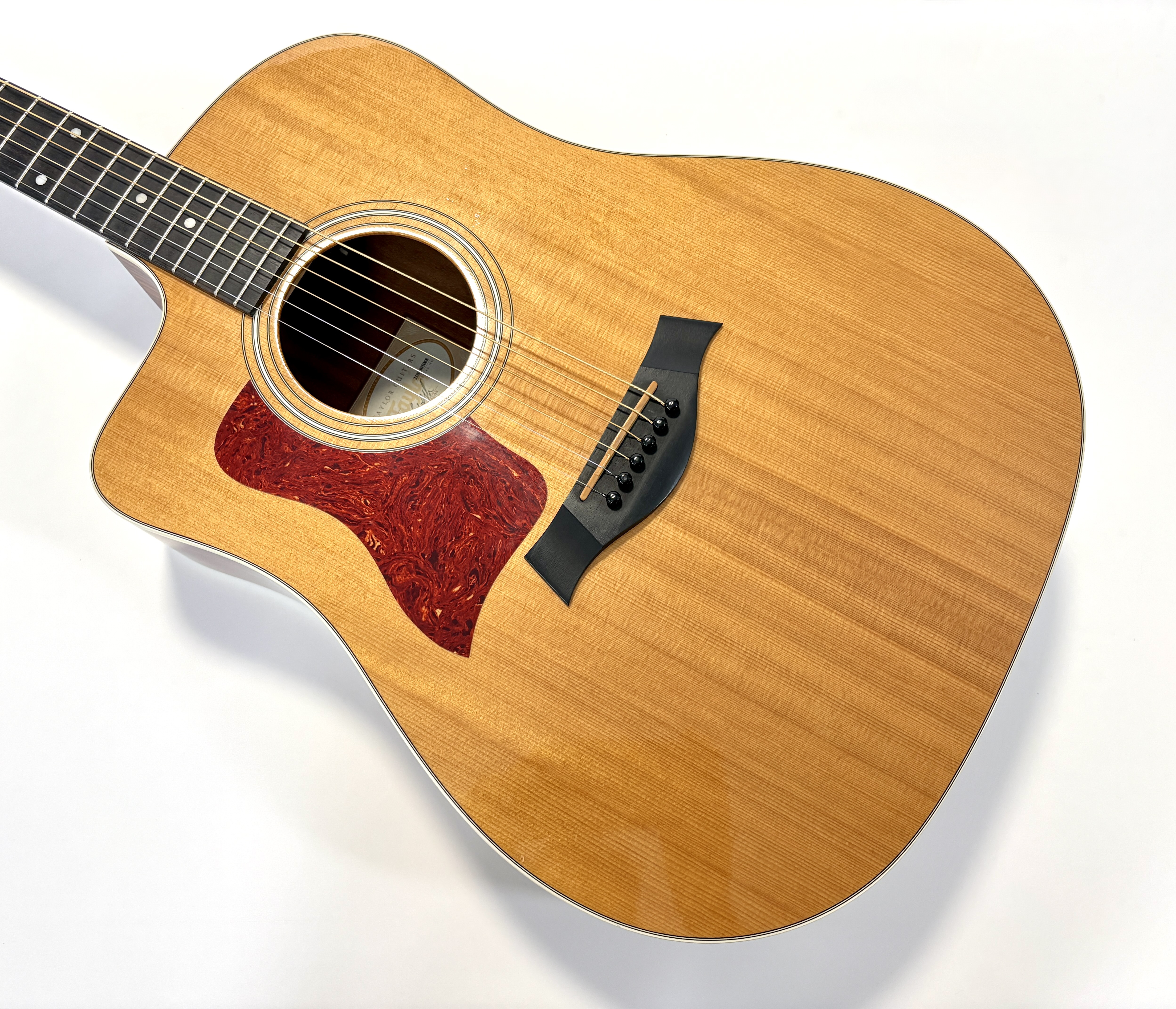 Taylor 210ce (95367)