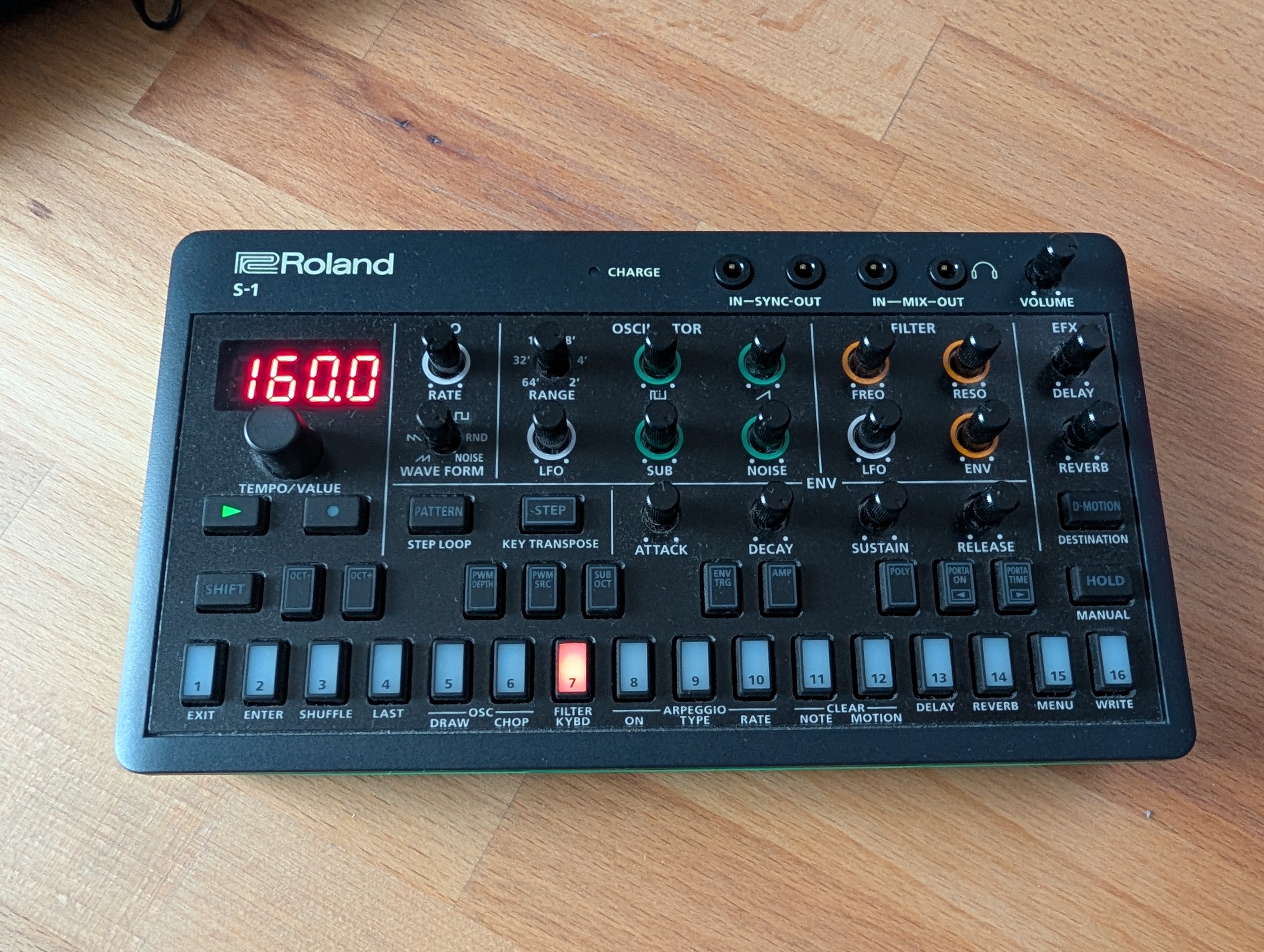 Roland Aira Compact S-1 Tweak Synth + Sacoche de protection Roland
