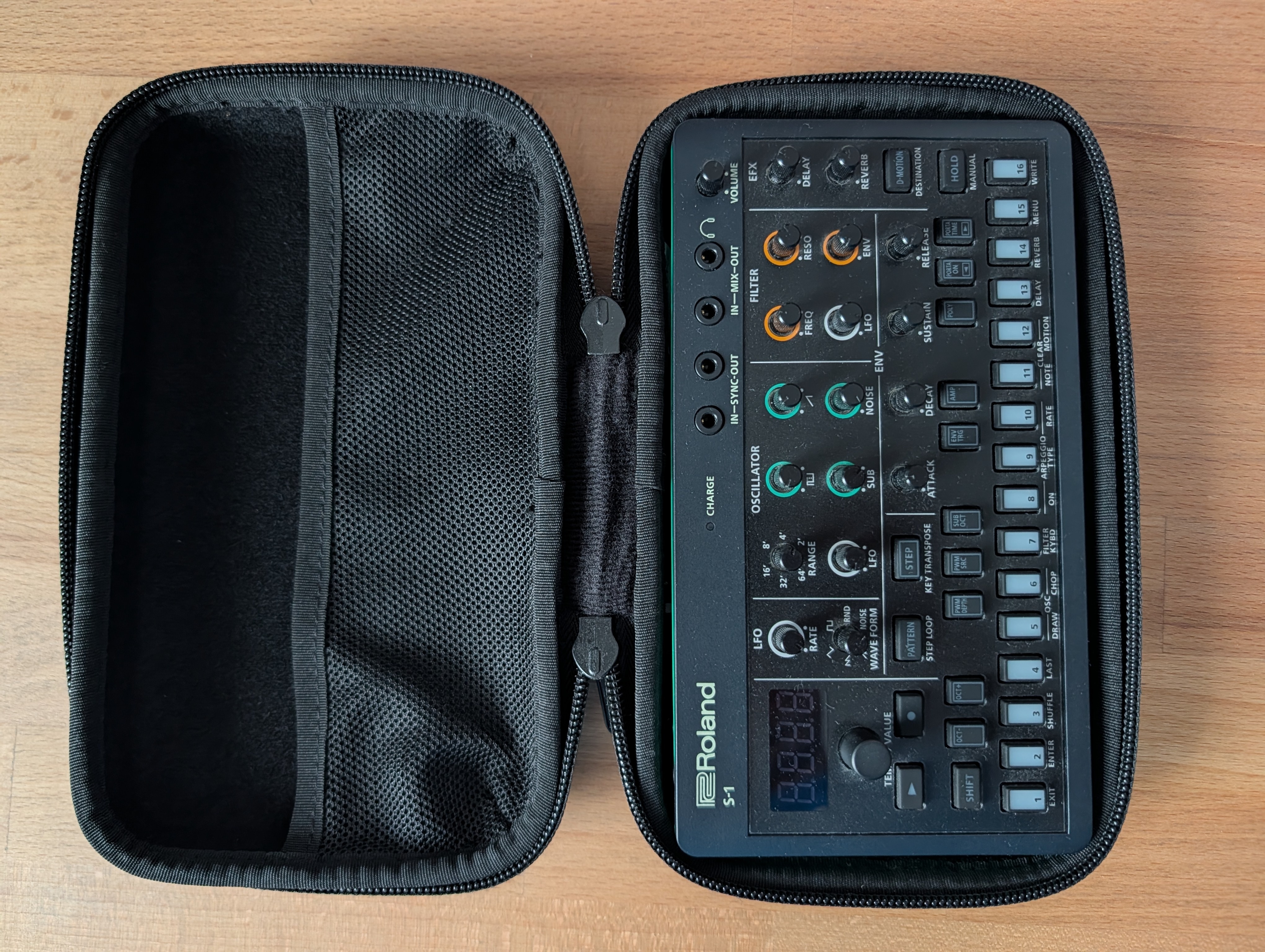 Roland S-1 Tweak Synth (73260)