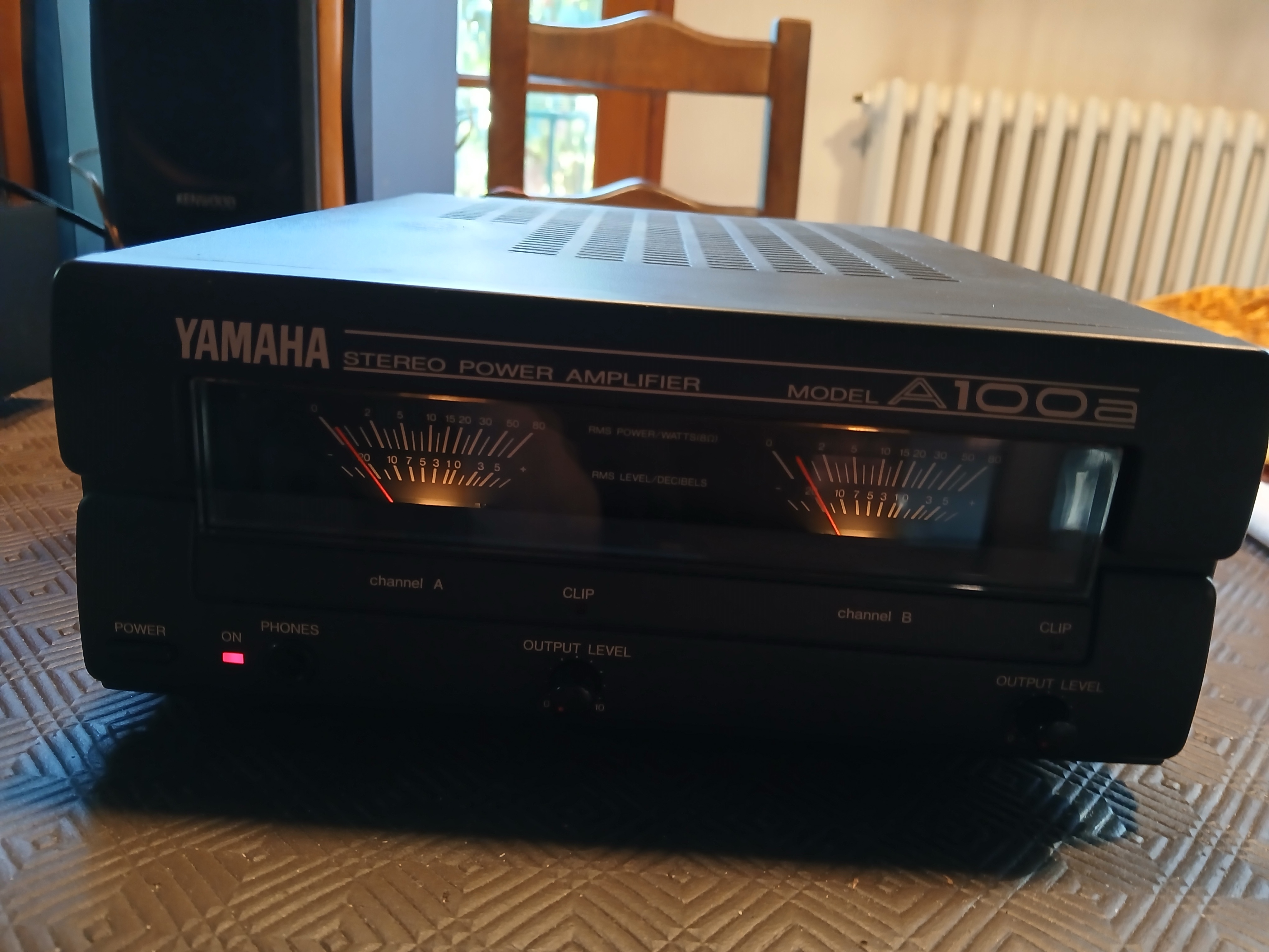 YAMAHA A100a