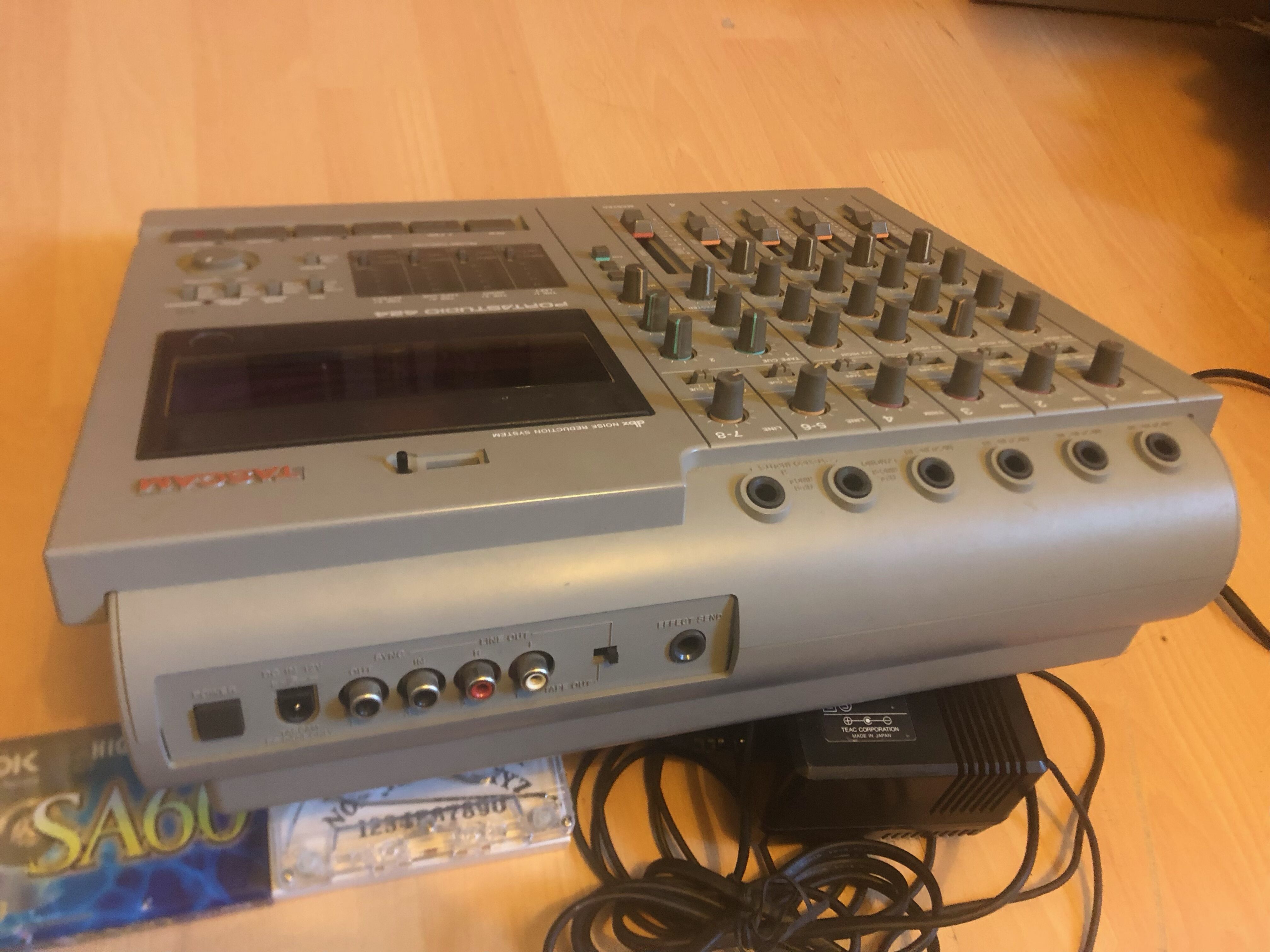 Tascam Portastudio 424 (88801)