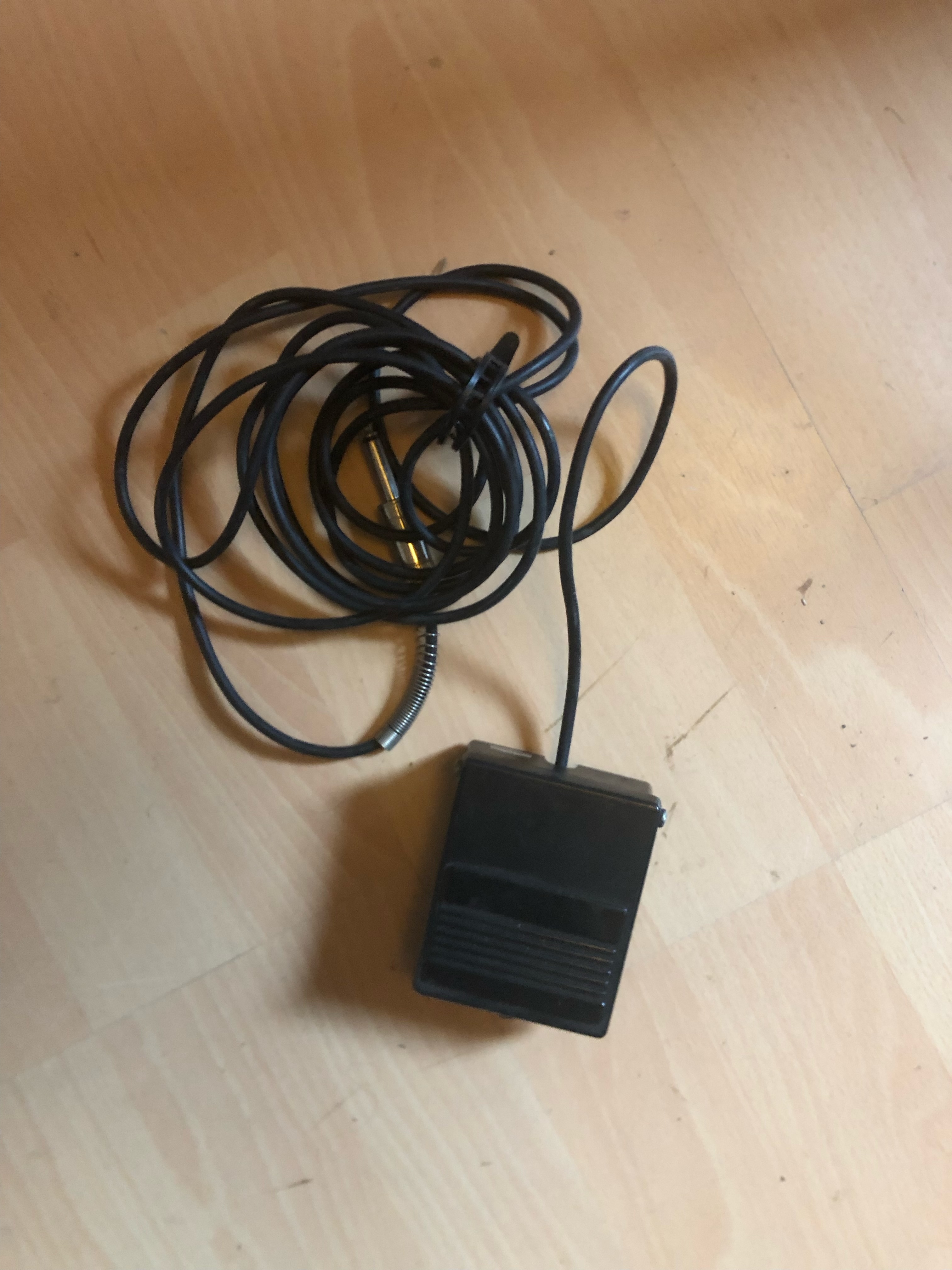 Tascam Portastudio 424 (7517)