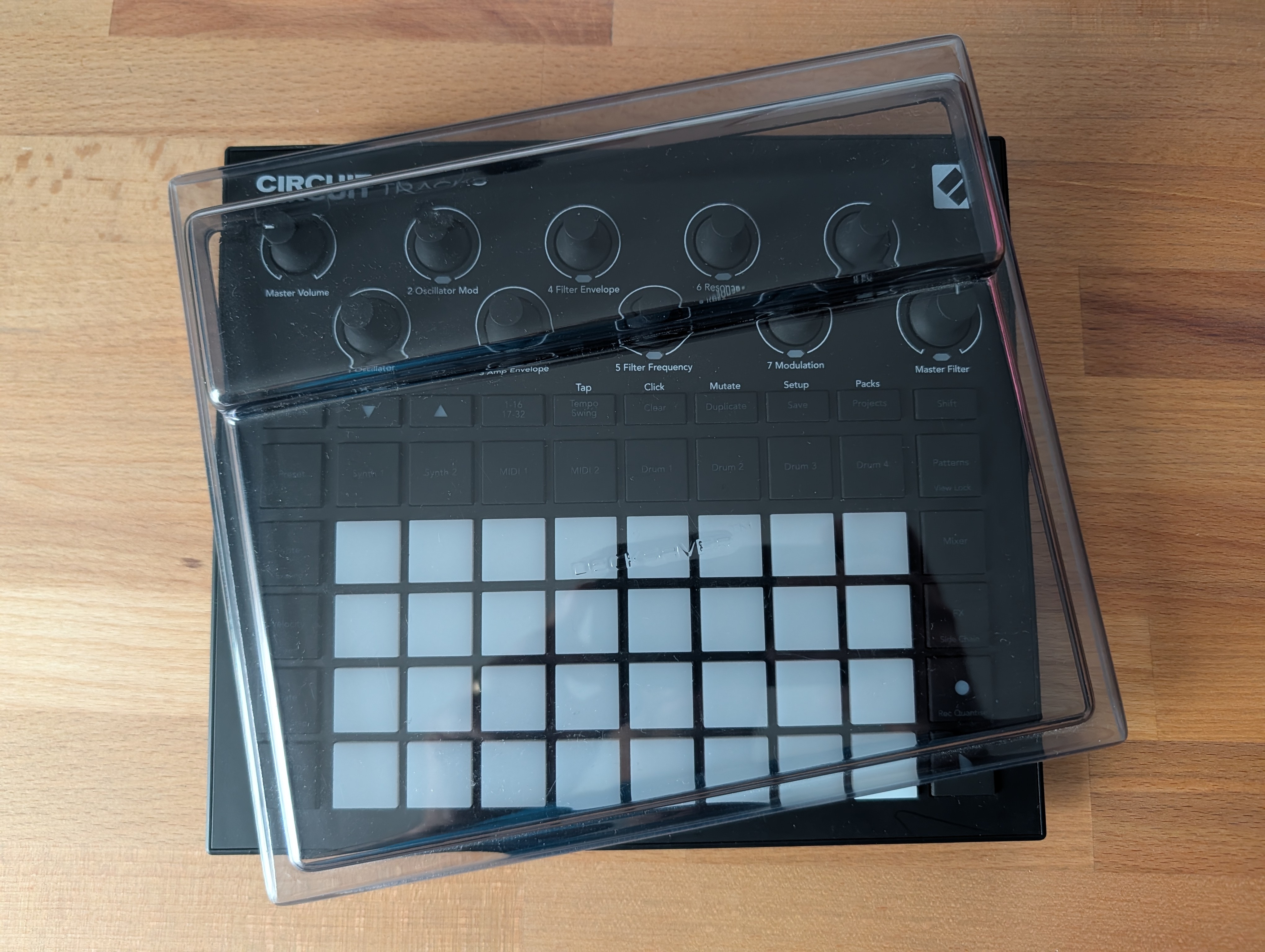Novation Circuit Tracks (1158)