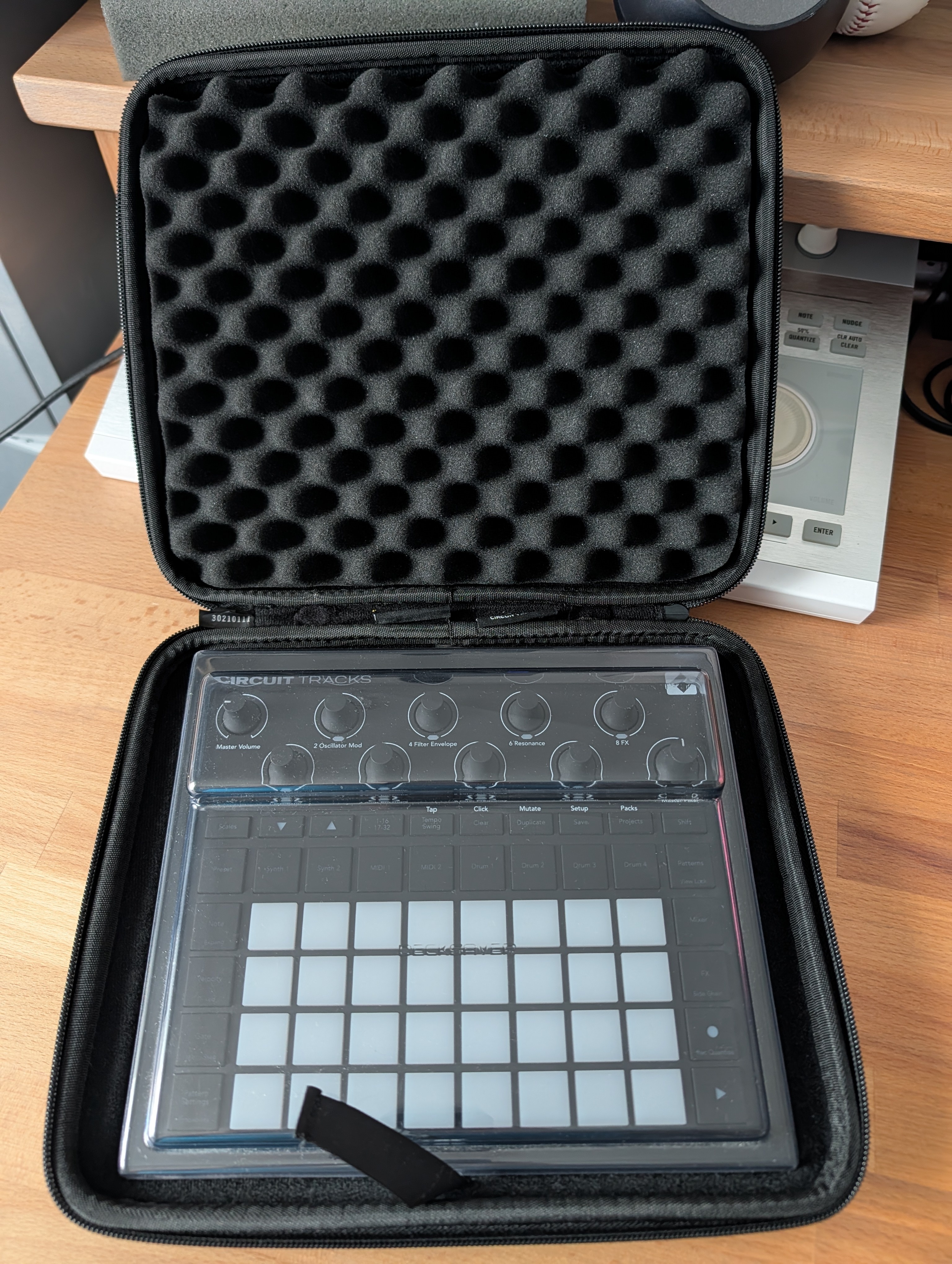 Novation Circuit Tracks (50405)